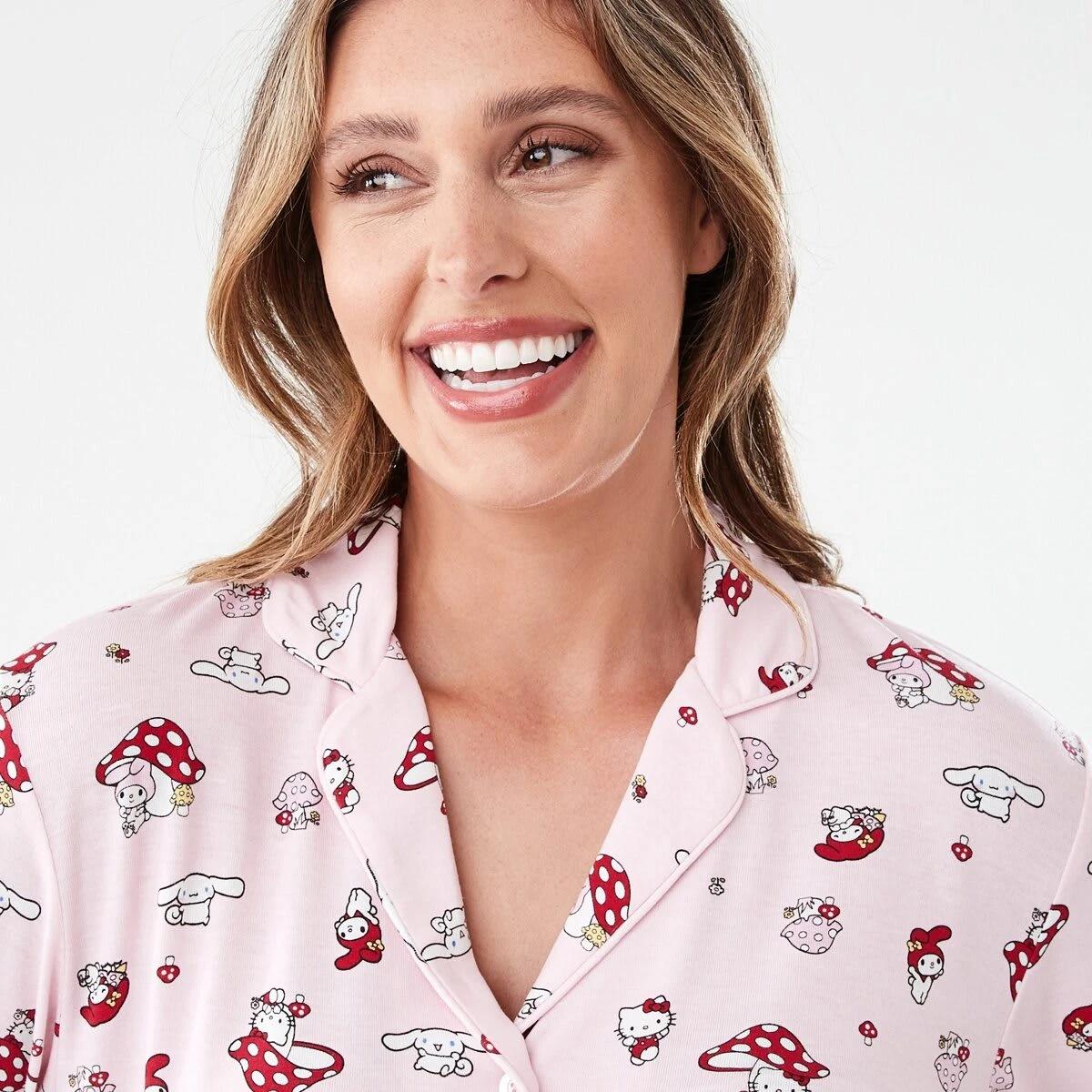 4 Hello Kitty License Long Sleeve Top and Pants Comfort Pyjama Set Hello Kit, 4 of 6