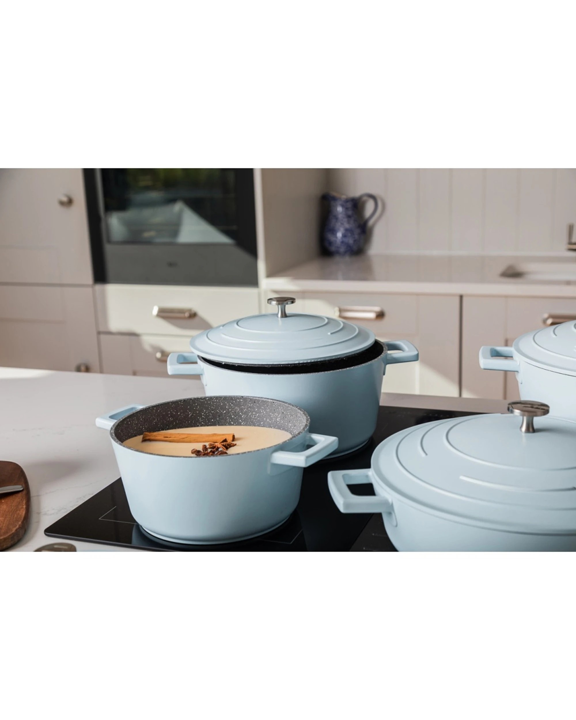 7 MasterCraft Cast Aluminium Casserole Dish Kitchen Cooking Pot 2.5L 20cm, 7 of 7