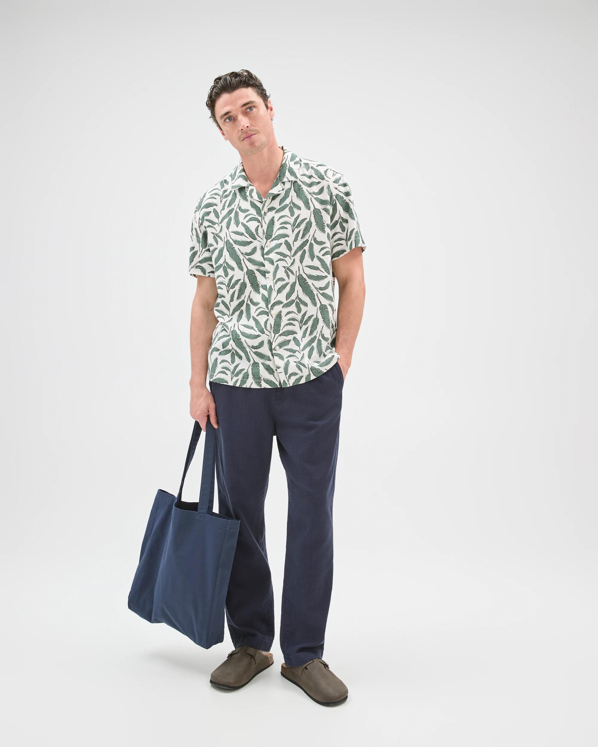 1 Target Man European Linen Blend Short Sleeve Textured Shirt LAUREL WREATH, 1 of 7