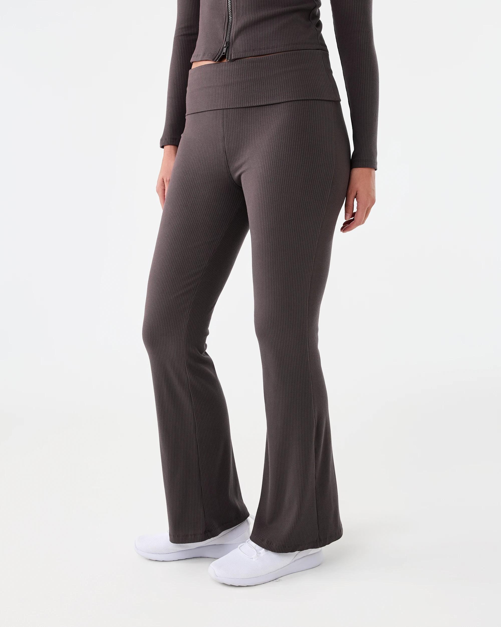 2 Active Womens Folded Waist Flare Pants Espresso, 2 of 6