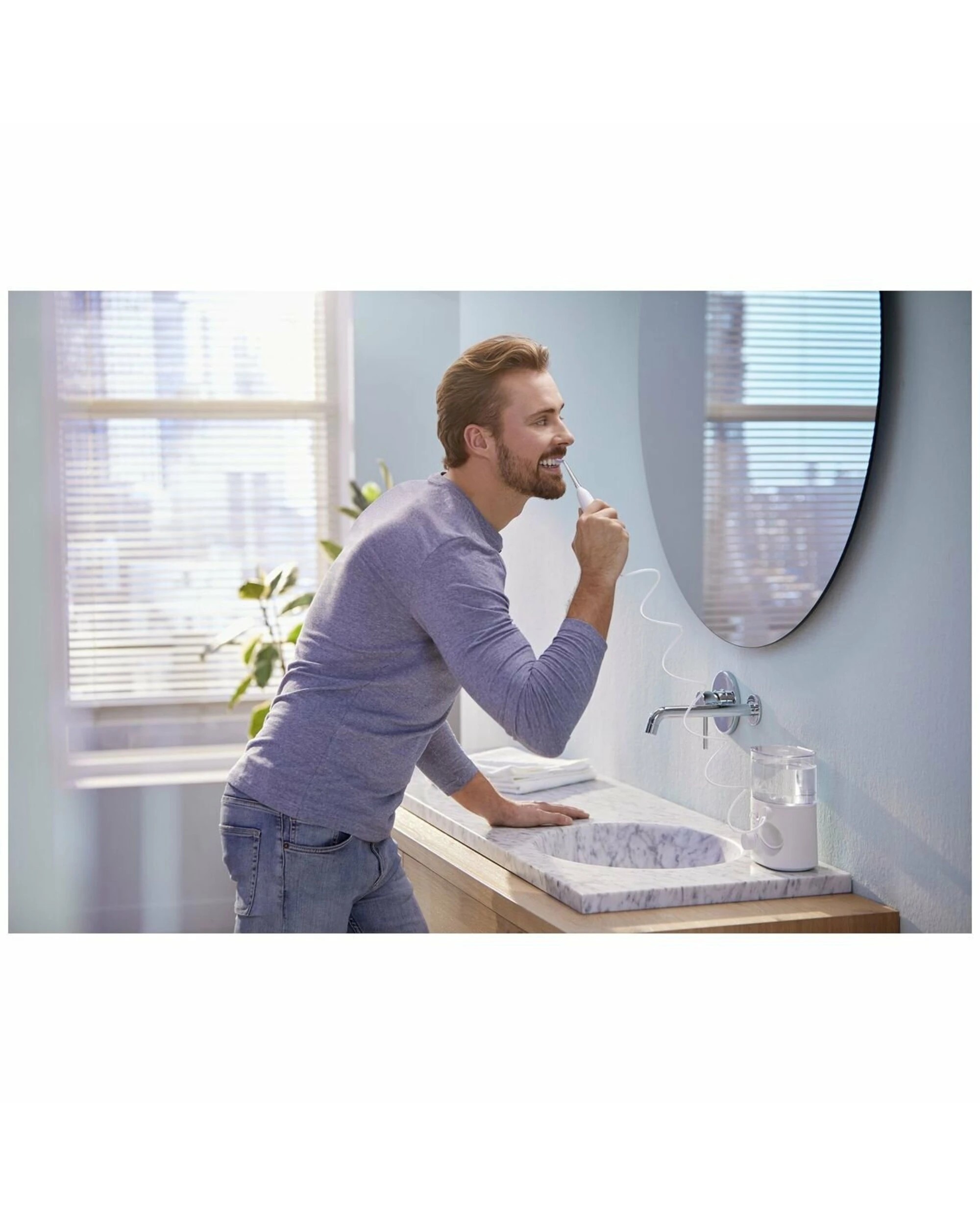 4 Philips Sonicare Power Flosser 7000, 4 of 5