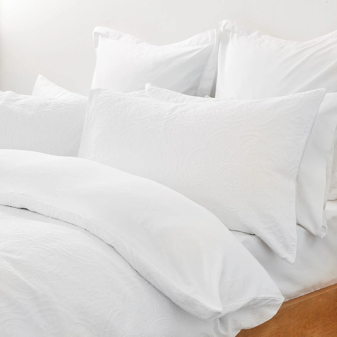 2 Aura Cotton Quilt Cover Set - King Bed, White, 2 of 6