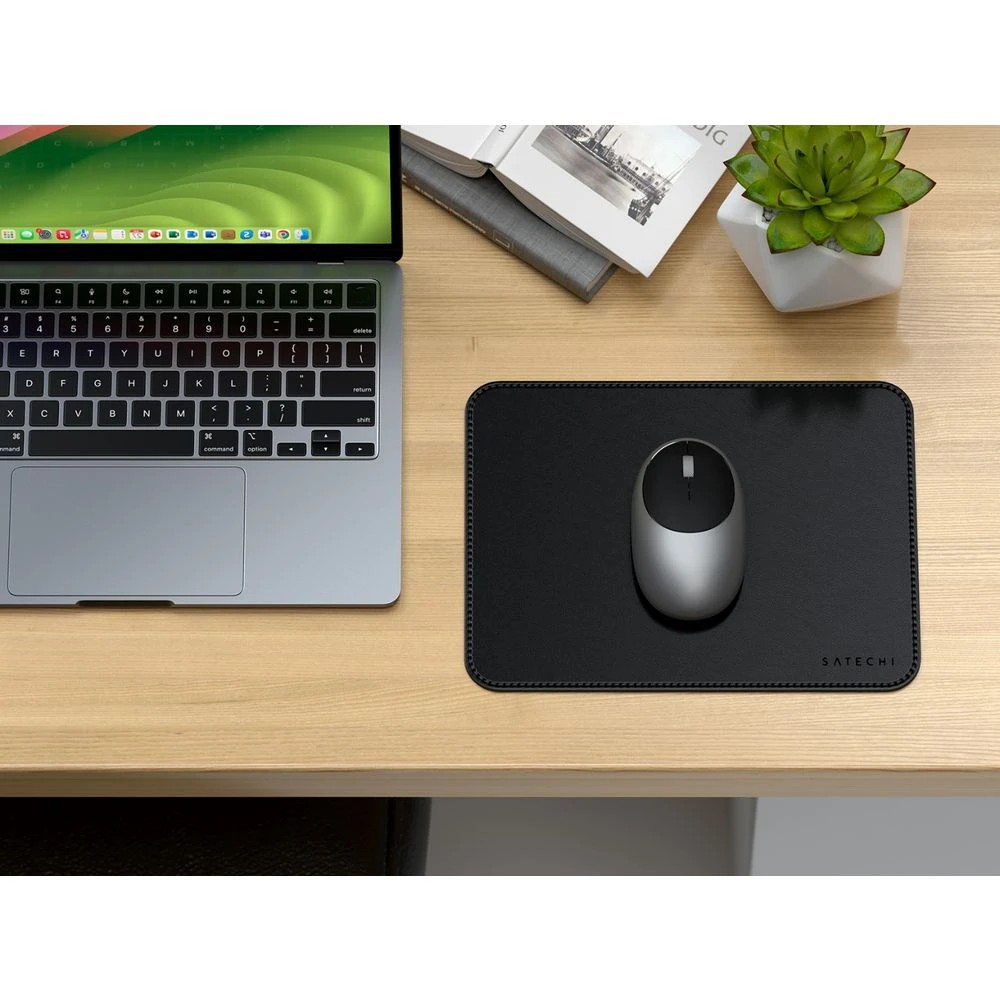 5 Satechi Vegan Leather Mouse Pad Black, 5 of 5