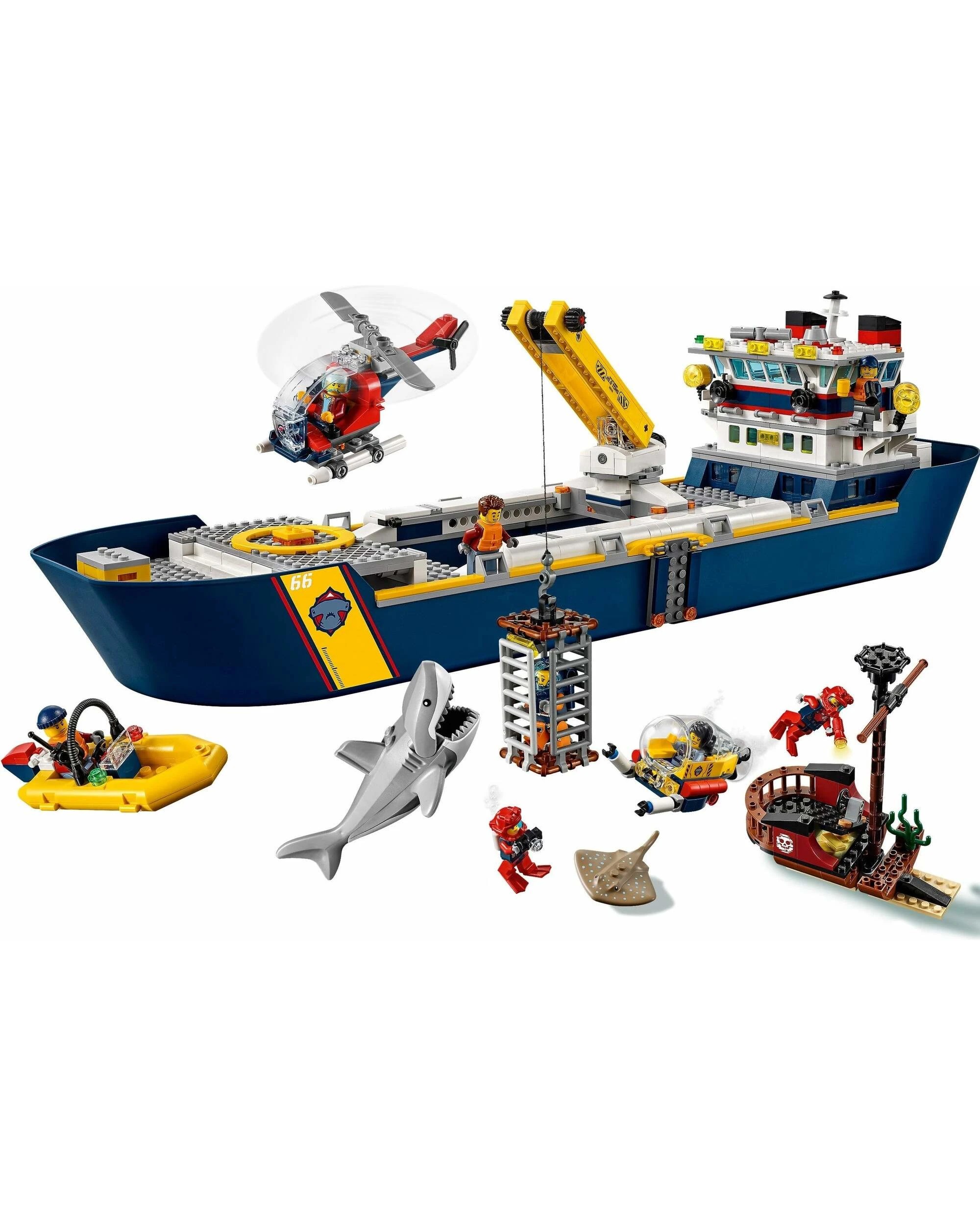 3 LEGO 60266 Ocean Exploration Ship: Floating Ship with Submarine & Helicopter, 3 of 5