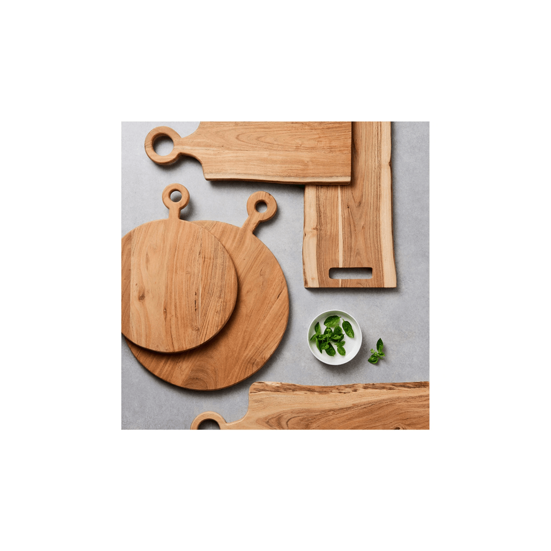 4 Maxwell & Williams Menara Acacia Wood Round Serving Paddle 58 X 46 Cm
 - Plain, 4 of 5