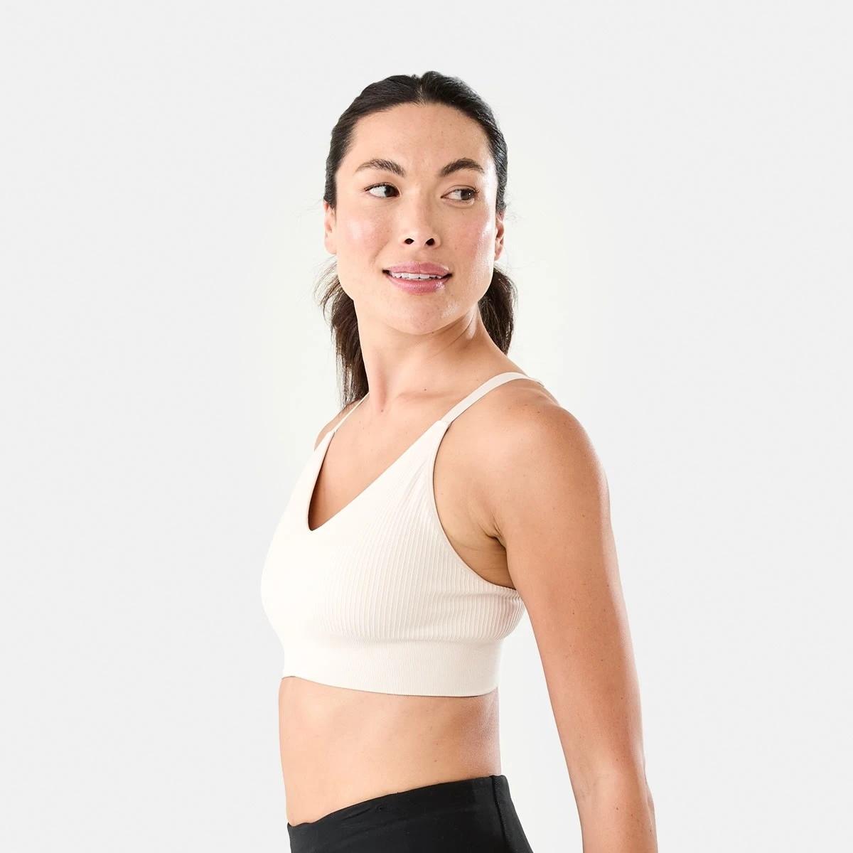 2 Sports Medium Support Seamfree Crop Top CLOUD BEIGE, 2 of 8