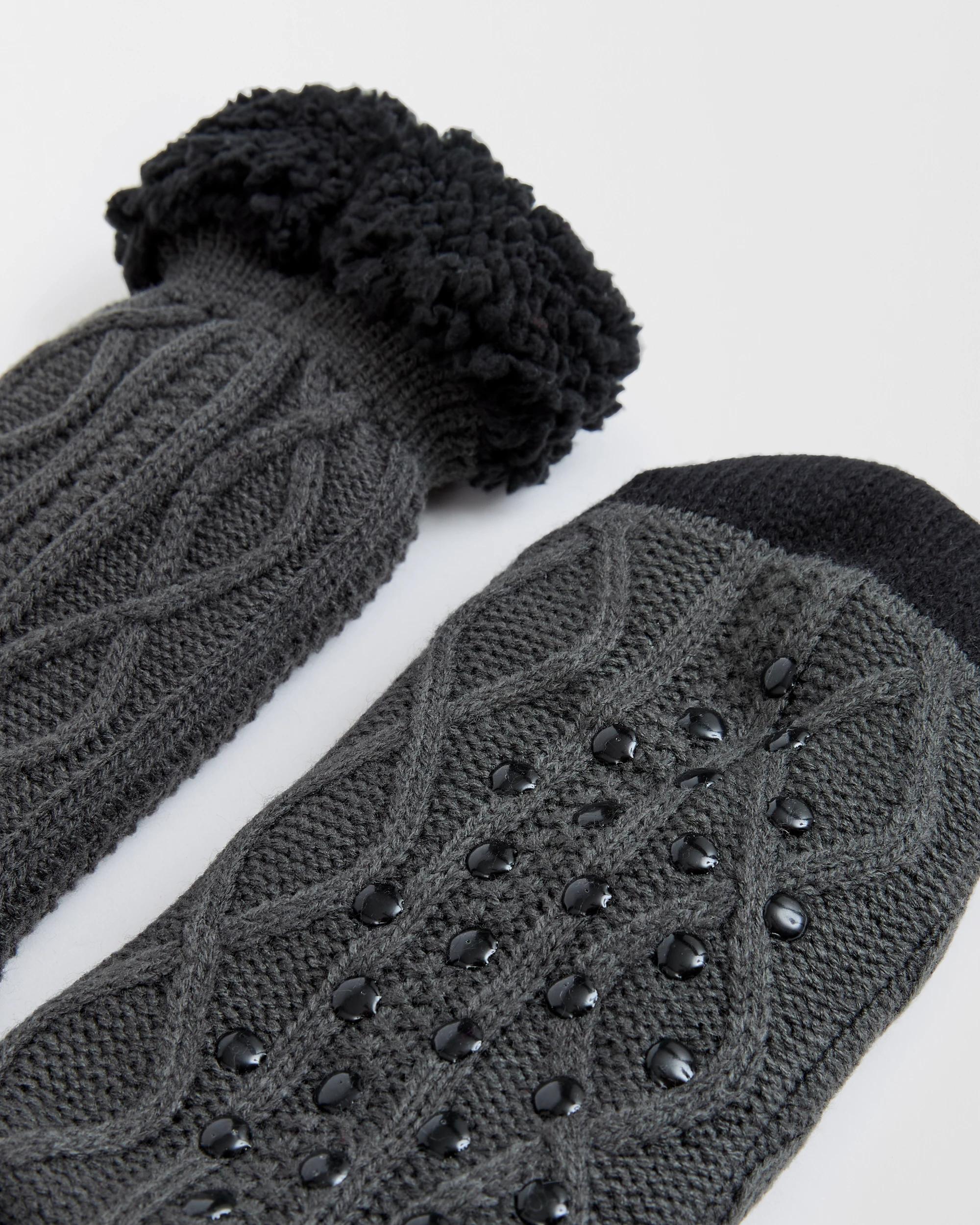 2 Target Man Sherpa Lined Knit Crew Socks CHARCOAL, 2 of 3