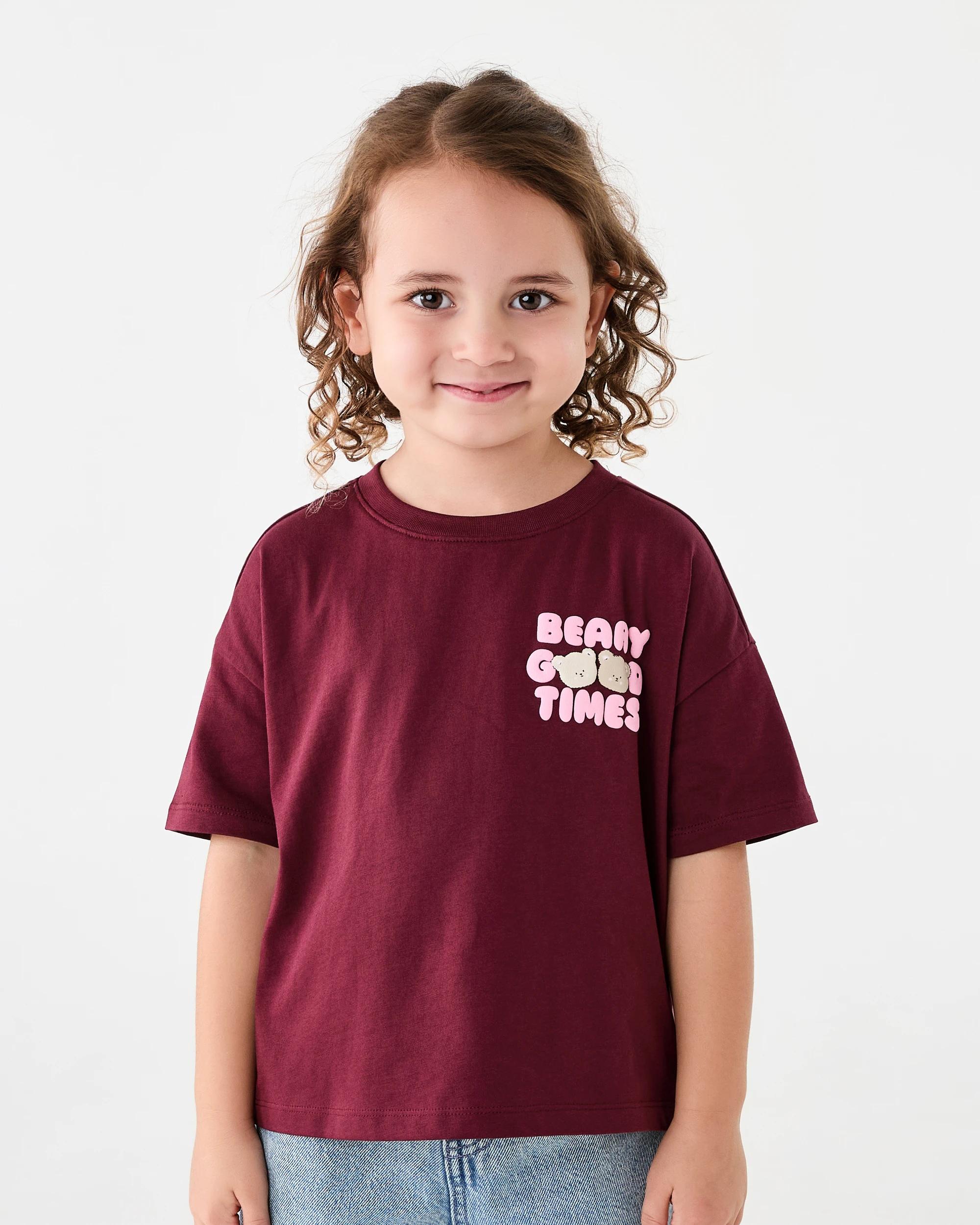 1 Short Sleeve Oversized Embroidered T-shirt Red Bear, 1 of 8