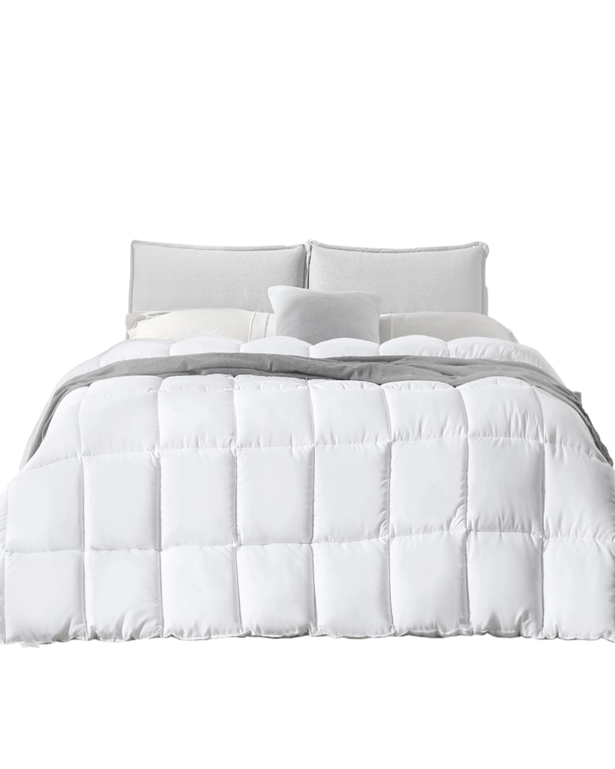 1 Dreamz 200 Gsm Summer Bamboo Quilt  - Super King Bed, 1 of 6