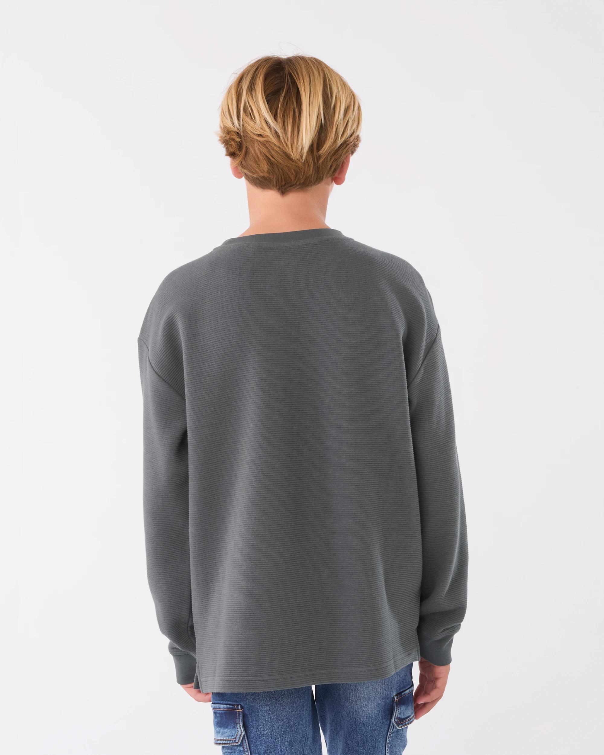 2 Long Sleeve Oversized Ottoman T-shirt Magnet, 2 of 7