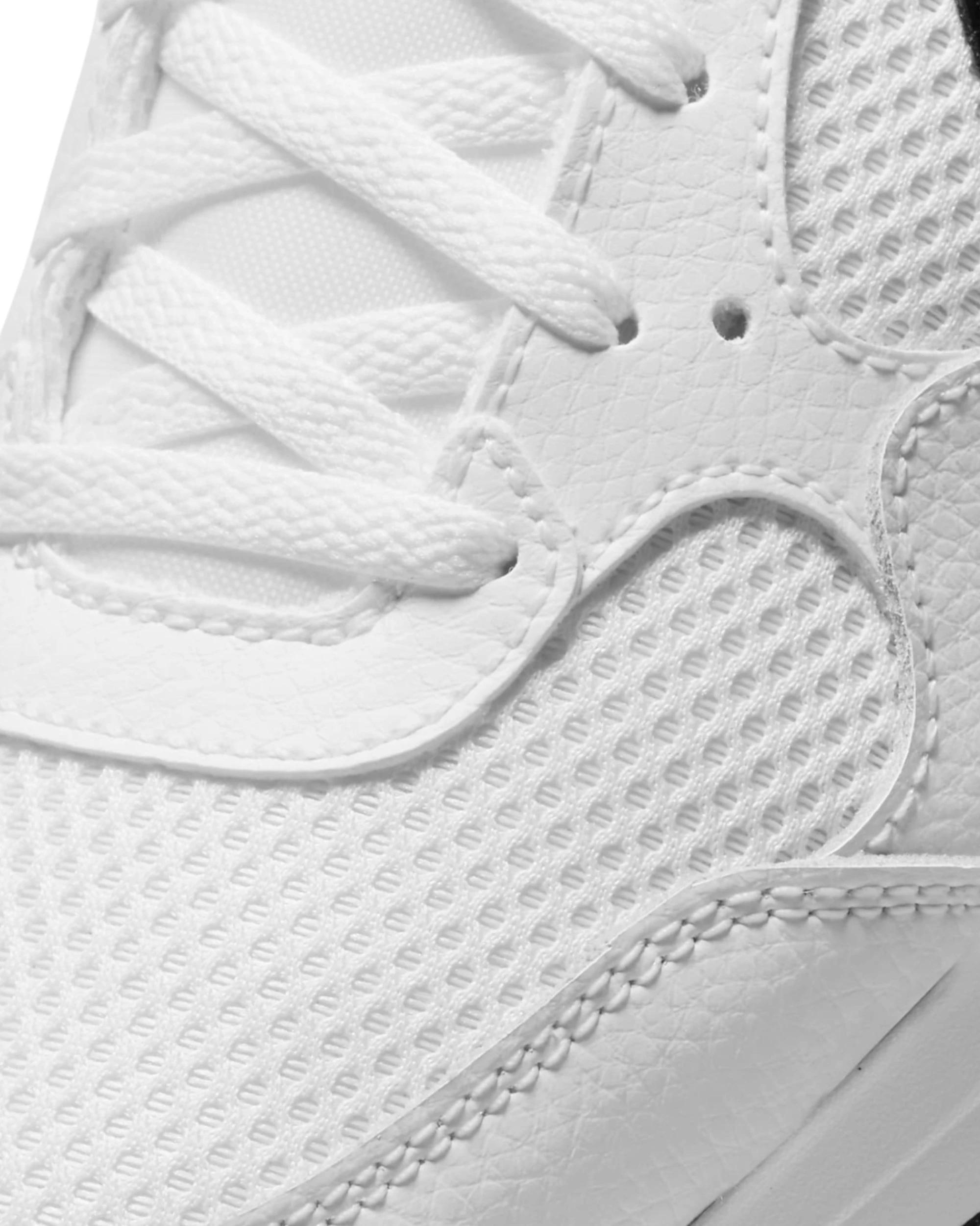 4 Nike Unisex Kids Air Max SC White/ Black Athletic Shoes WHITE/BLACK, 4 of 8