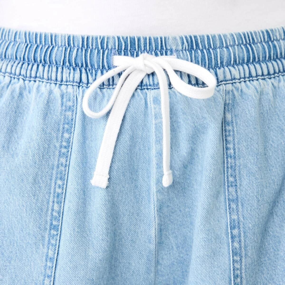 5 Patch Pocket Denim Shorts LIGHT DENIM WASH, 5 of 8