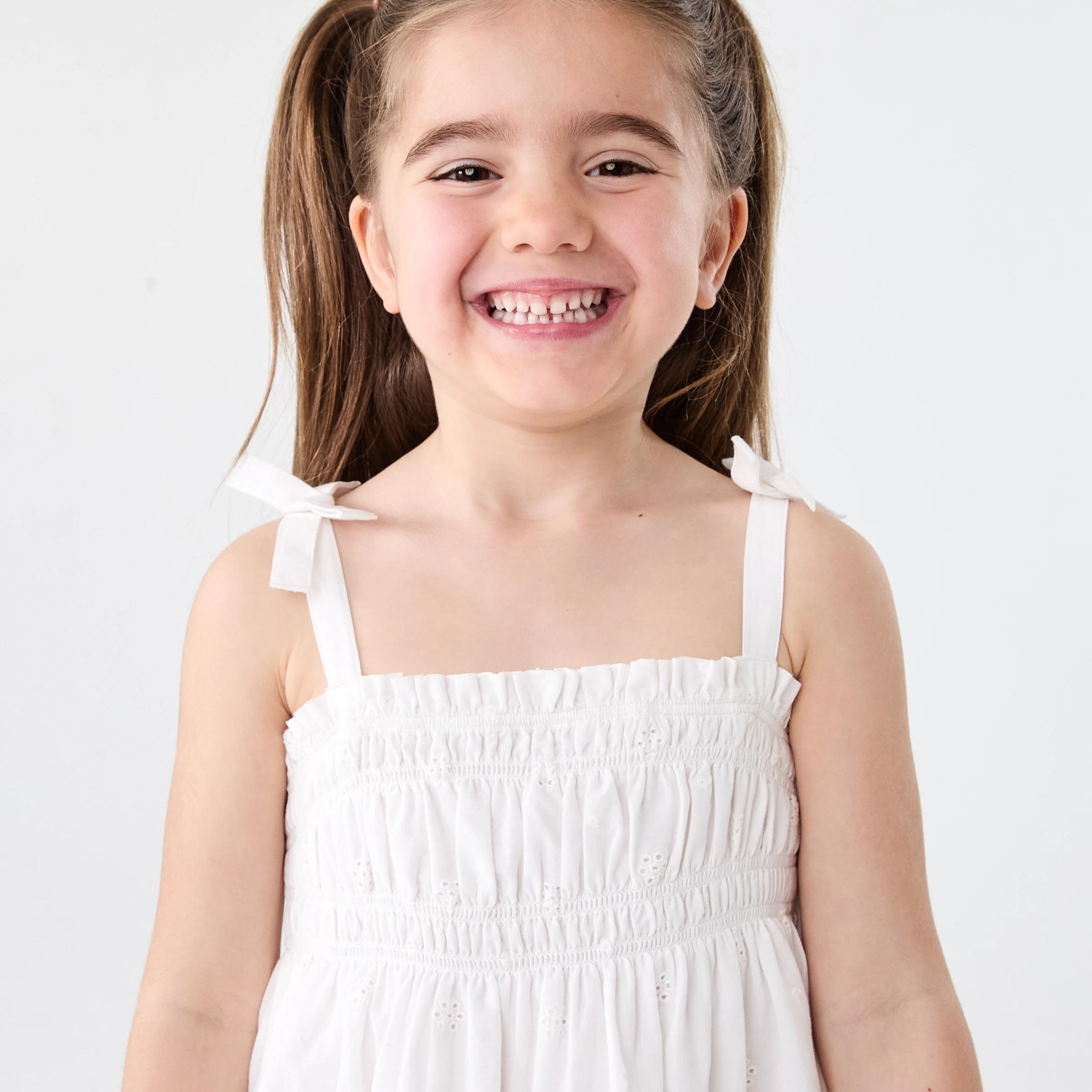 3 Sleeveless Smocked Dress Snw White, 3 of 8