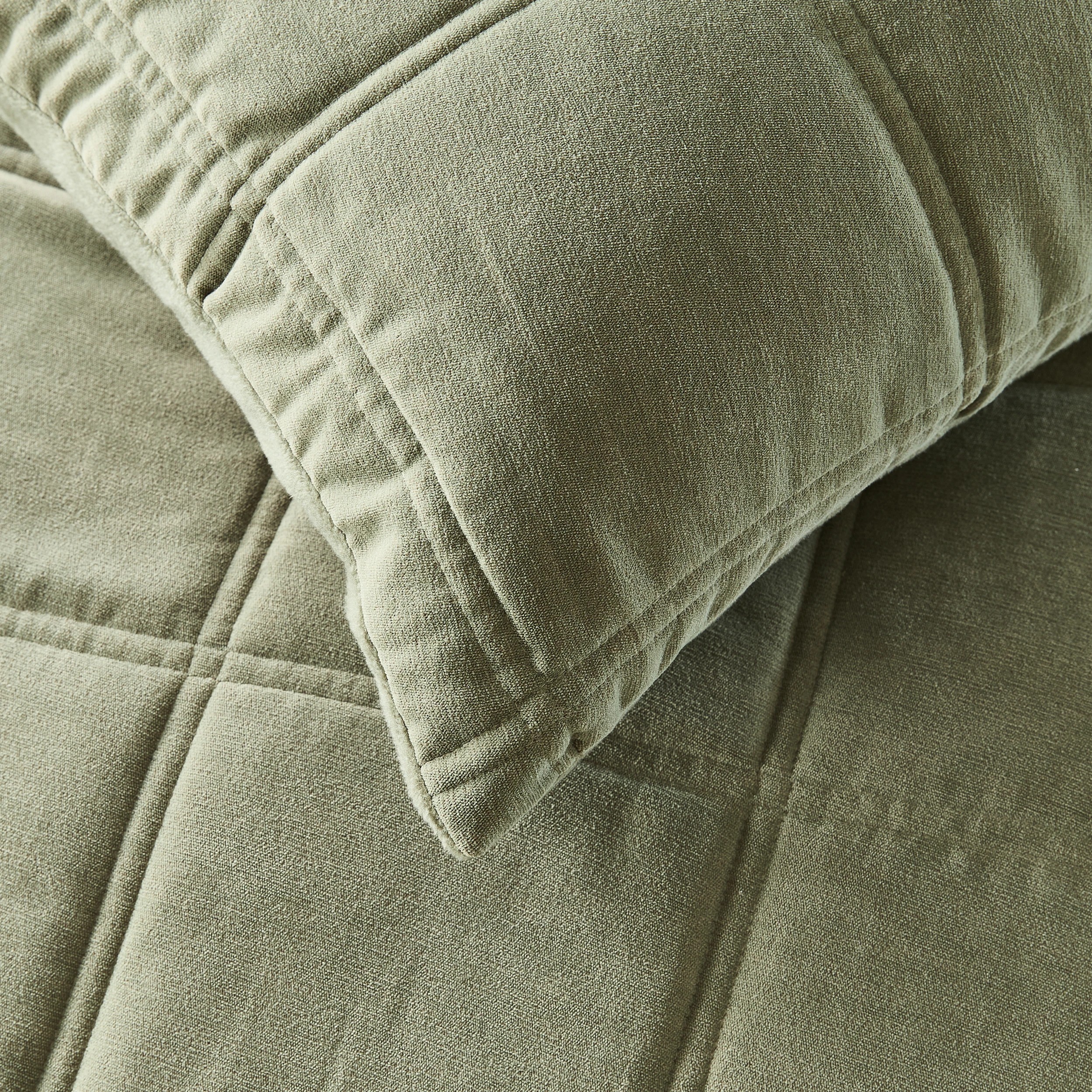 4 Chenille Velvet Quilt Cover Set - King Bed, Green, 4 of 7