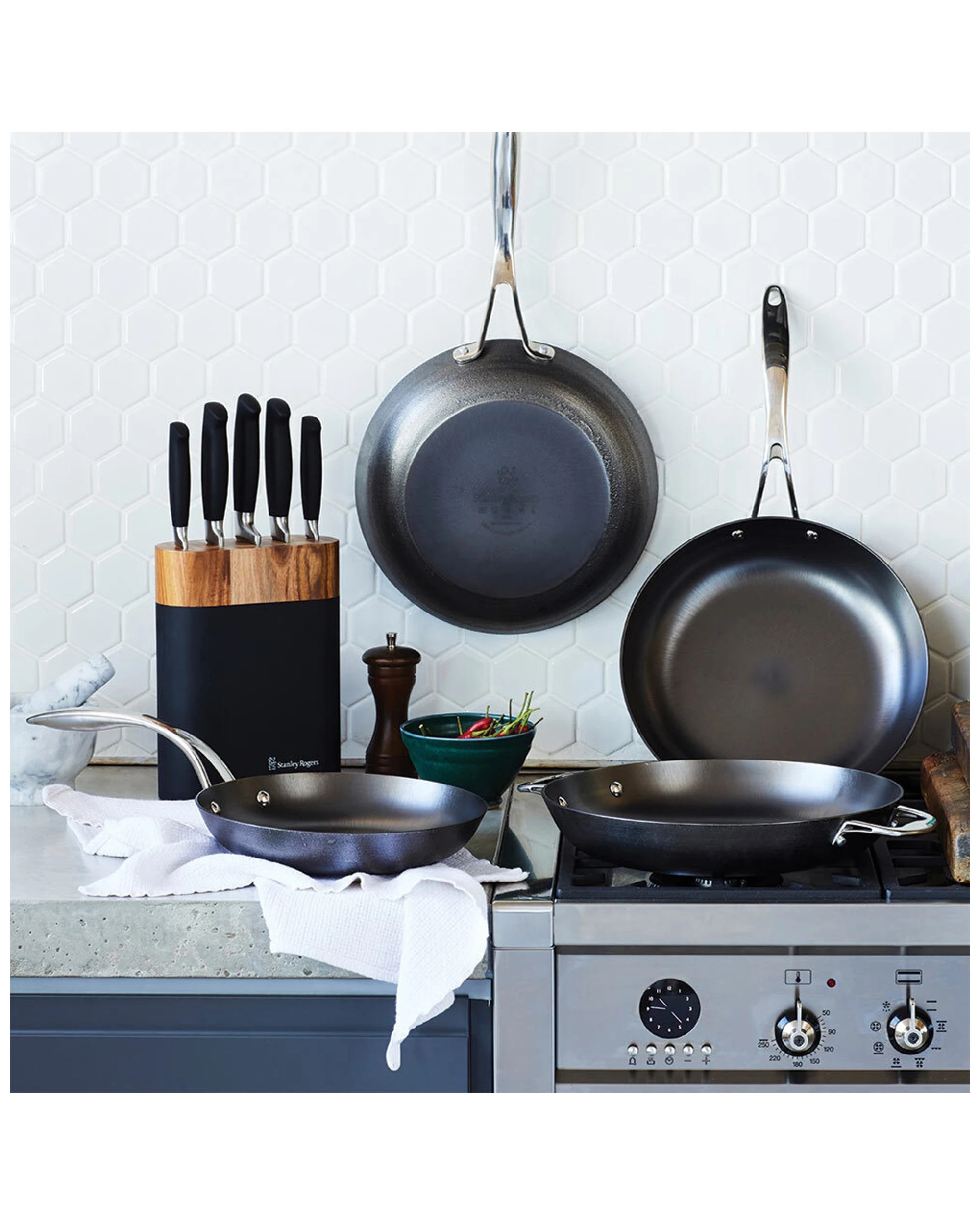 2 Stanley Rogers 24cm Cast Iron Frypan Kitchen Food Cooking/frying Saute Grey
 - Grey, 2 of 8