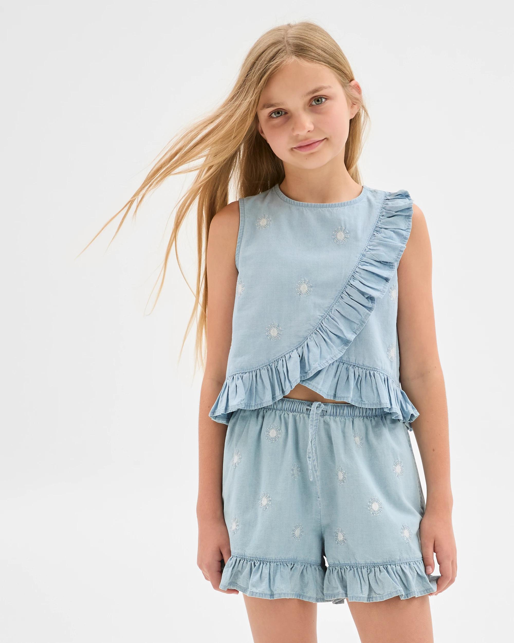 1 Target Woven Frill Shorts MID WASH, 1 of 6