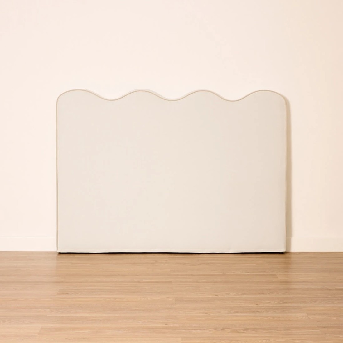 3 Queen Bed Wavy Bedhead, 3 of 8