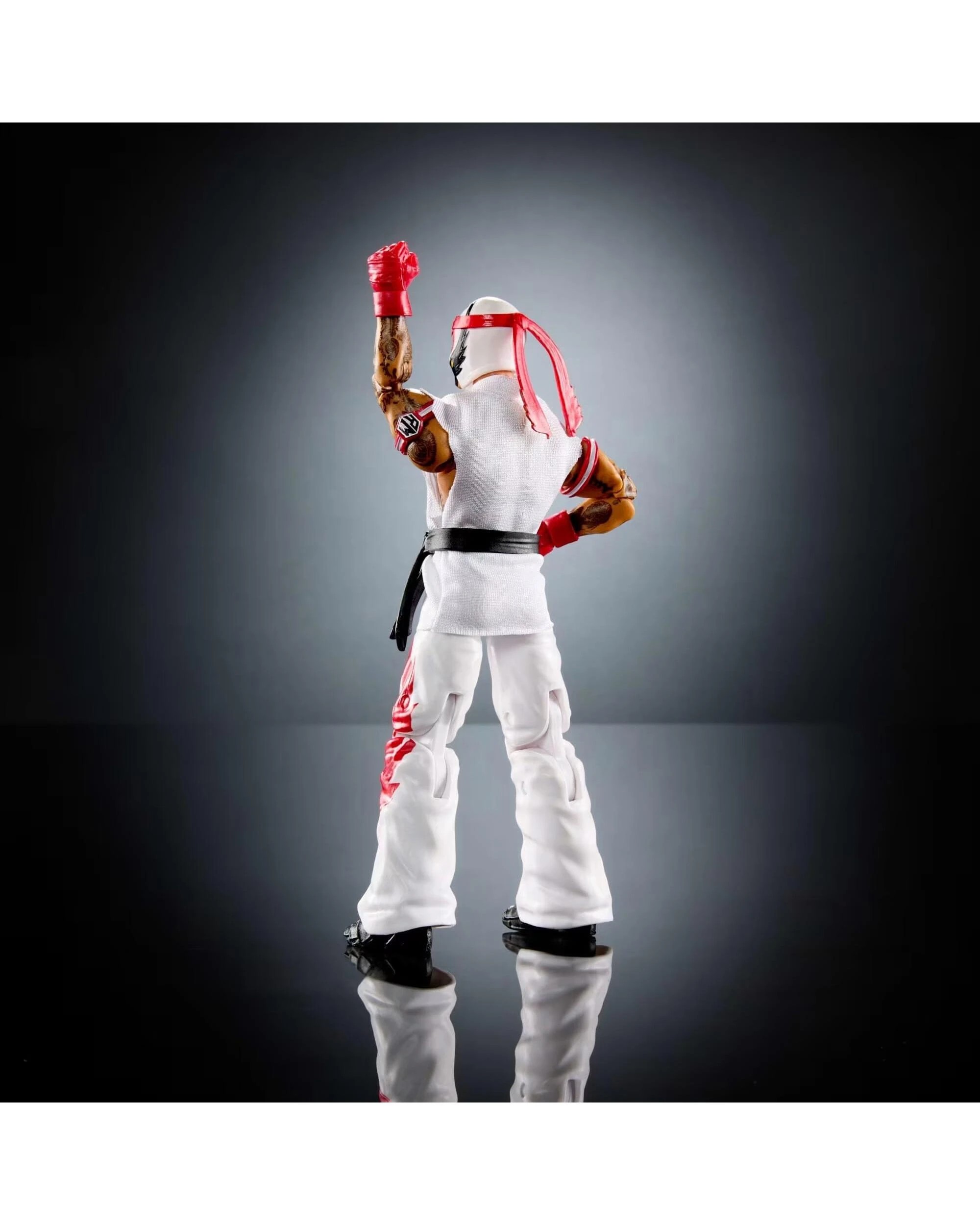 4 WWE x Street Fighter Rey Mysterio as Ryu Action Figure, 4 of 6