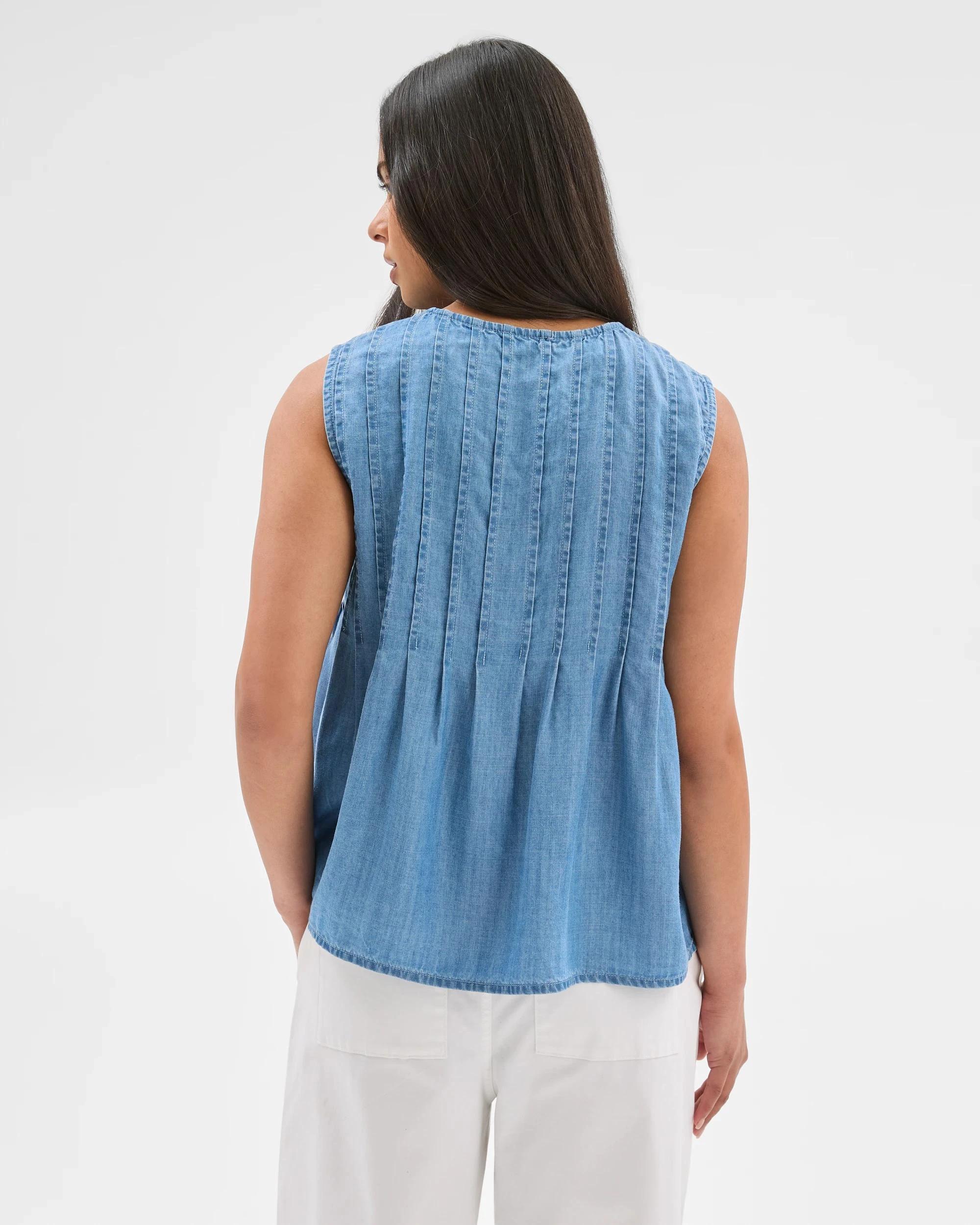 6 Target Pintuck Tank Top CHAMBRAY, 6 of 6