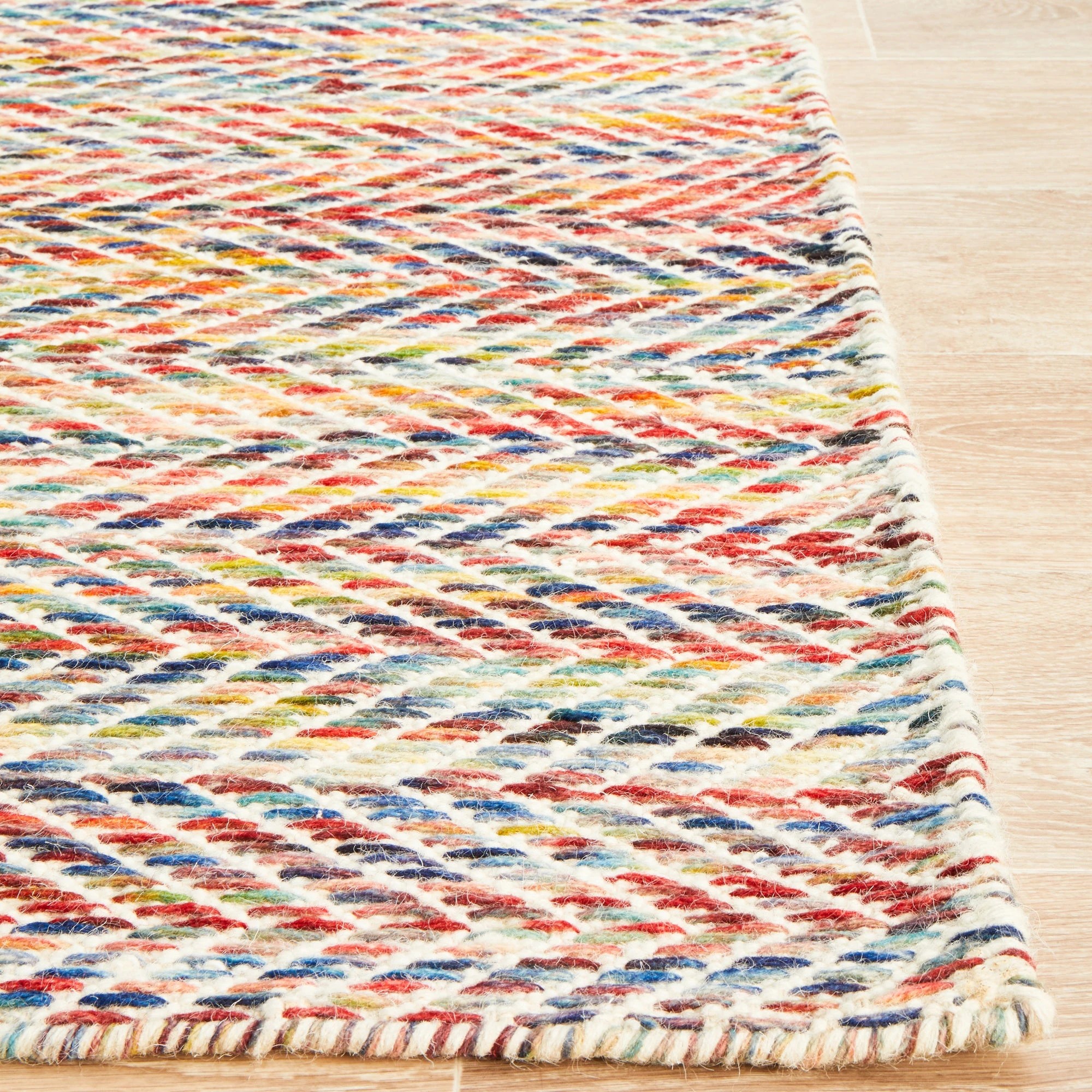 6 Common Ground Rugs Nordica 311 280x190cm - Large Wool Rug - Red, 6 of 9