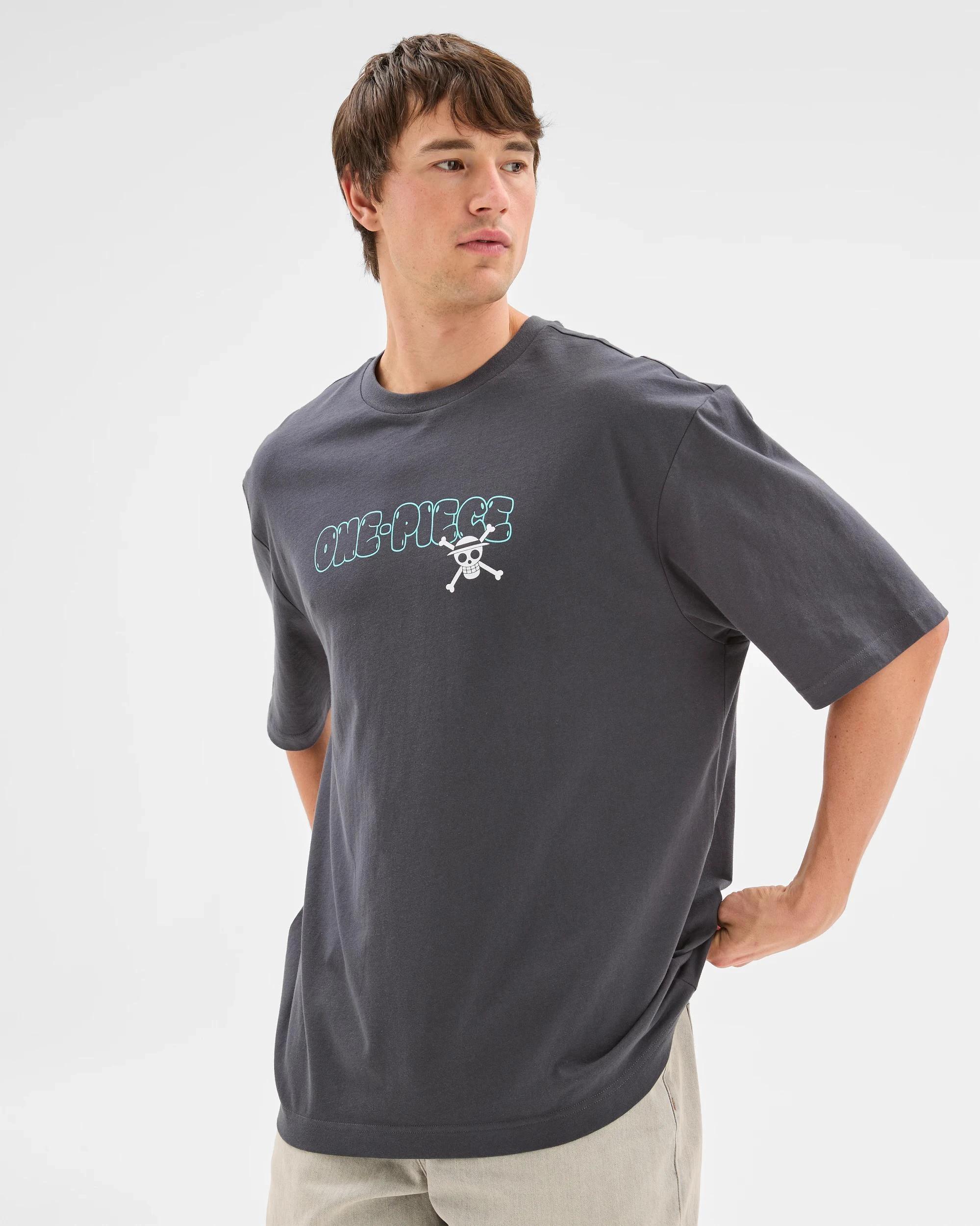 4 Licensed One Piece Straw Hat Crew T-Shirt BLACK, 4 of 6