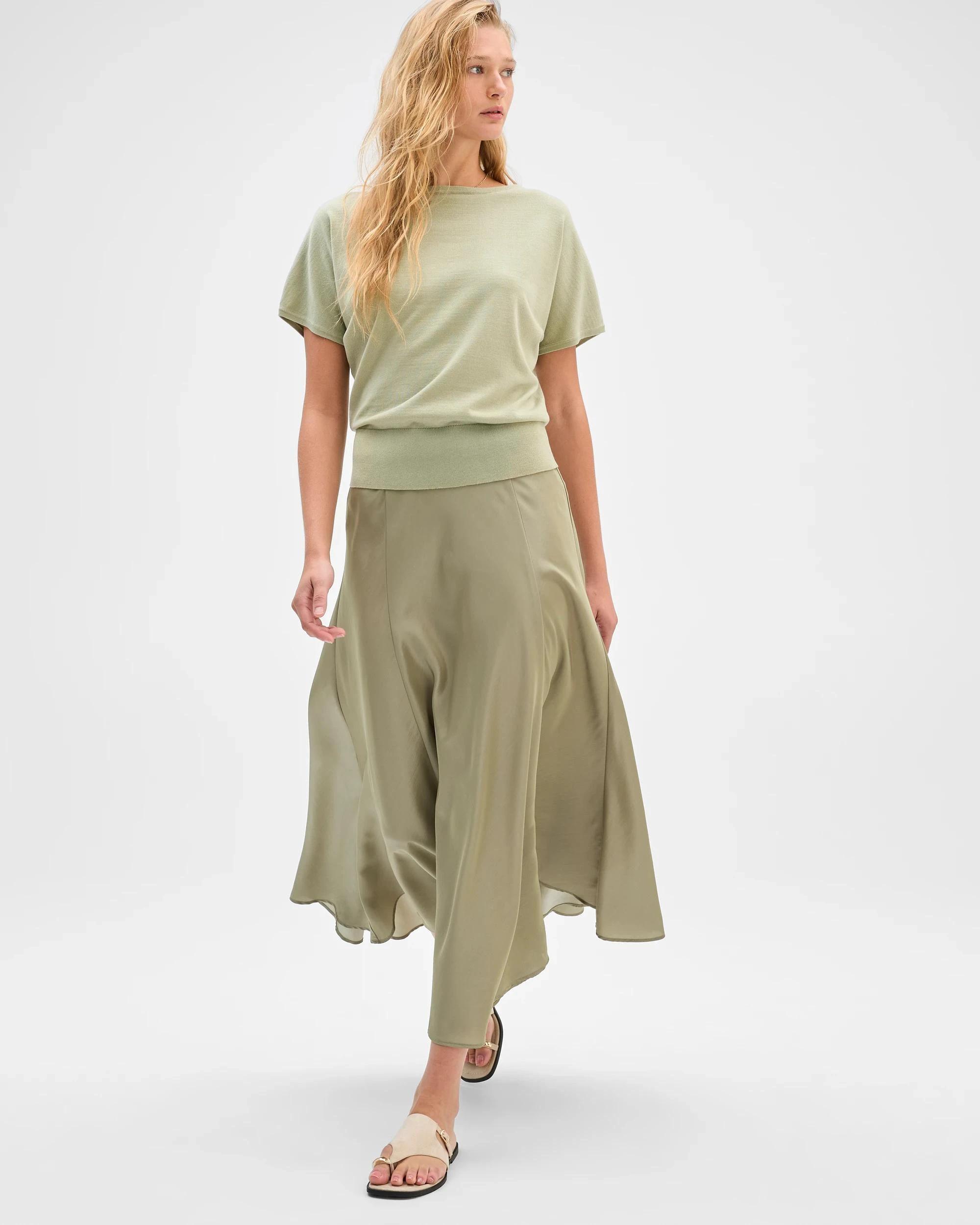2 Preview A-Line Midi Skirt MOSS, 2 of 7