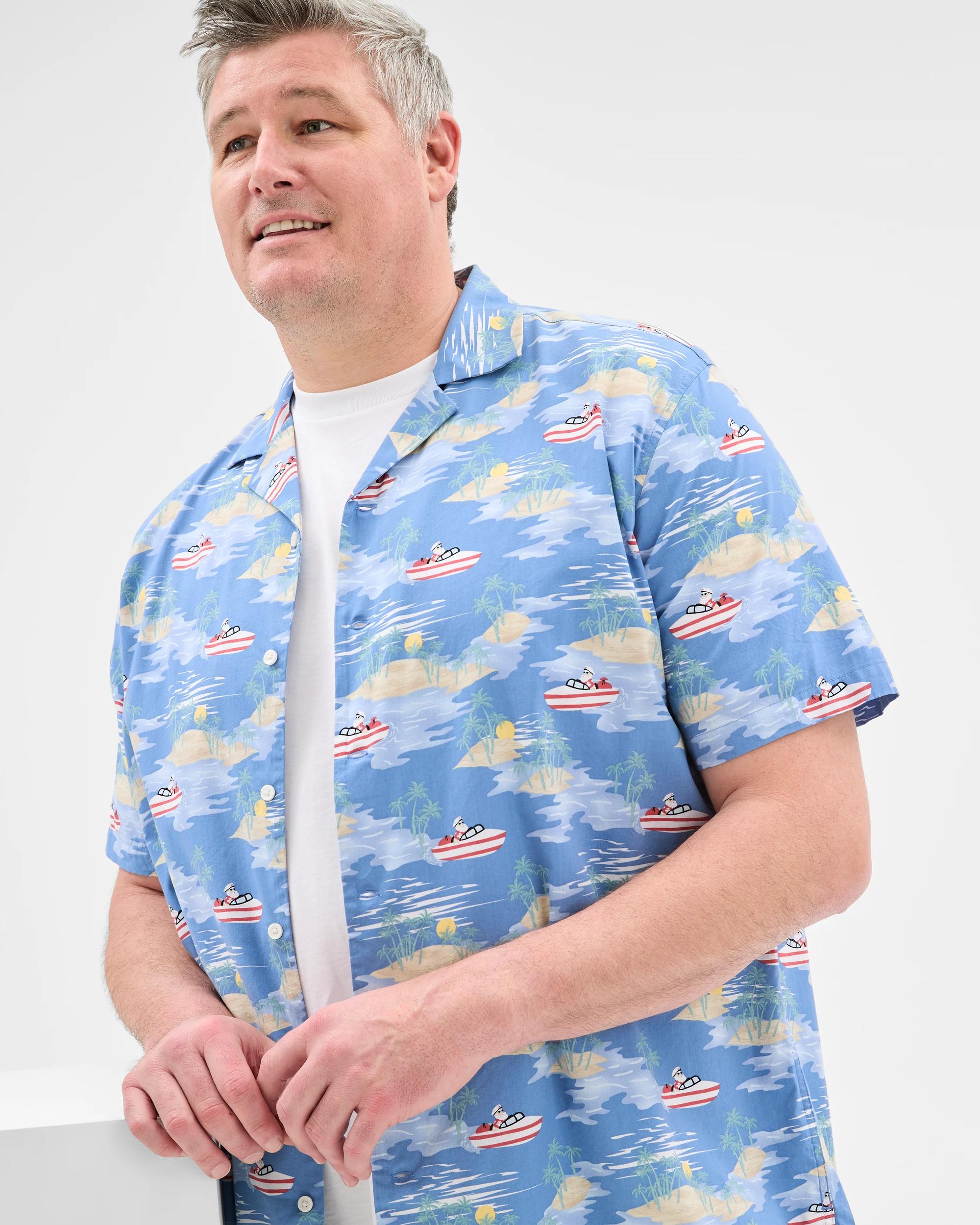 1 Target Plus Size Australian Cotton Blend Christmas Hawaiian Print Shirt BLUE, 1 of 5