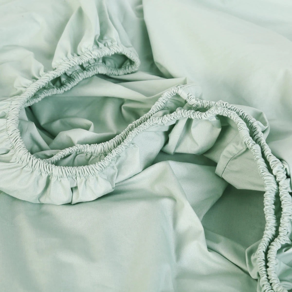 3 225 Thread Count Cotton Rich Fitted Sheet - Double Bed, Eucalyptus, 3 of 3