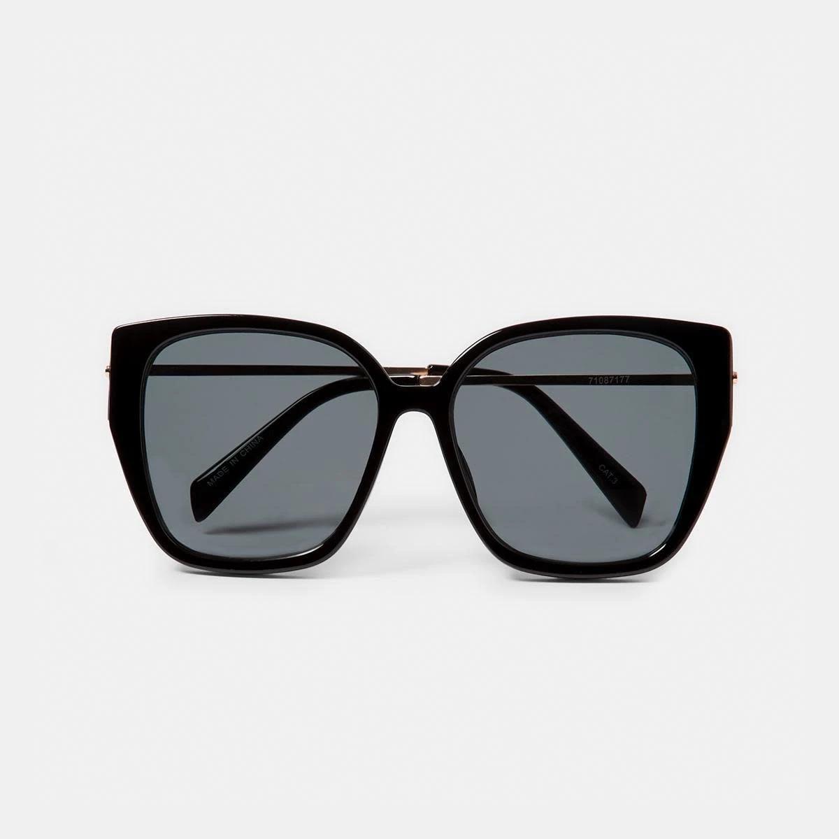 2 Classic Square Frame Sunglasses Smoke Blk, 2 of 6