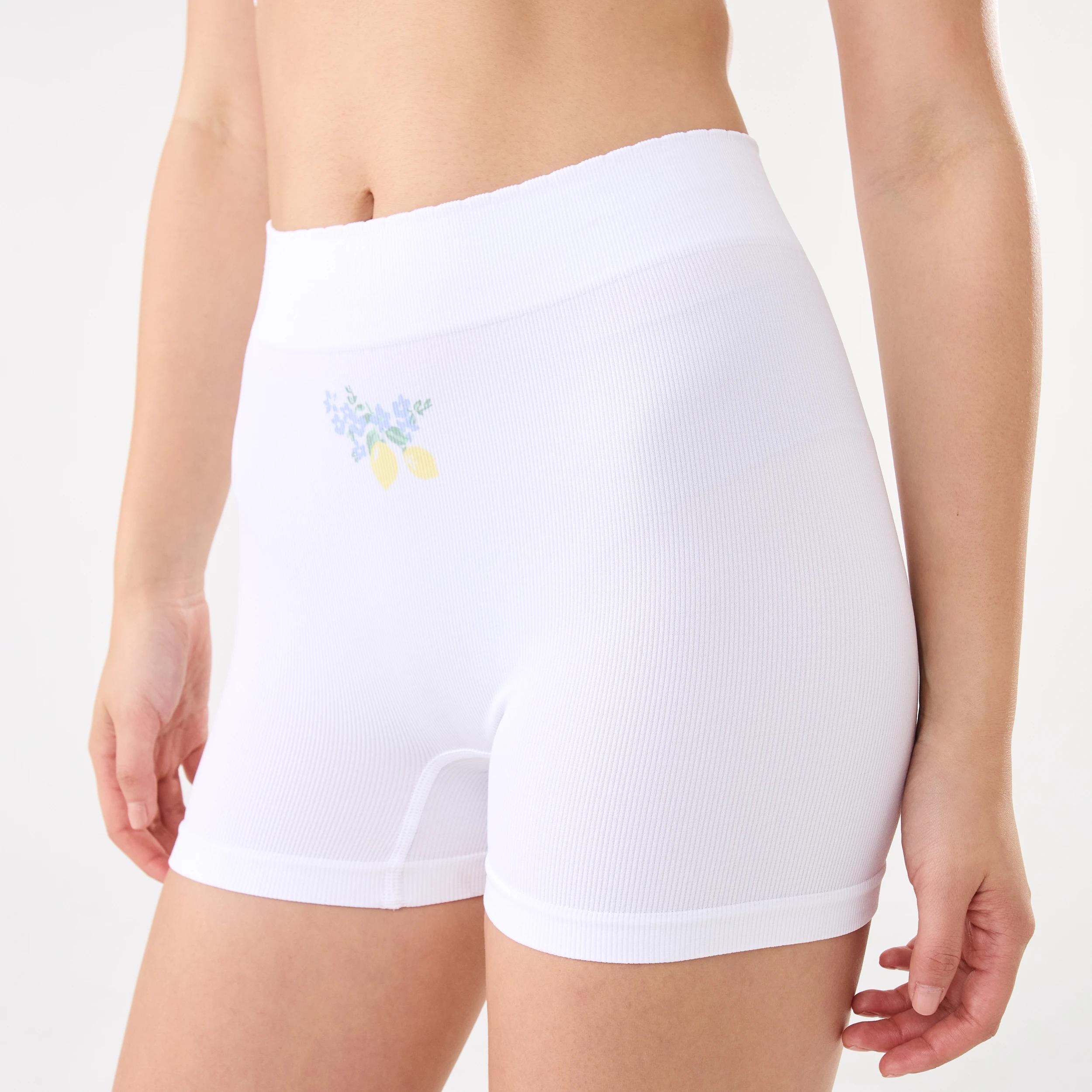 7 3 Pack Seamfree Rib Boyleg Shorties Lemoncello, 7 of 10