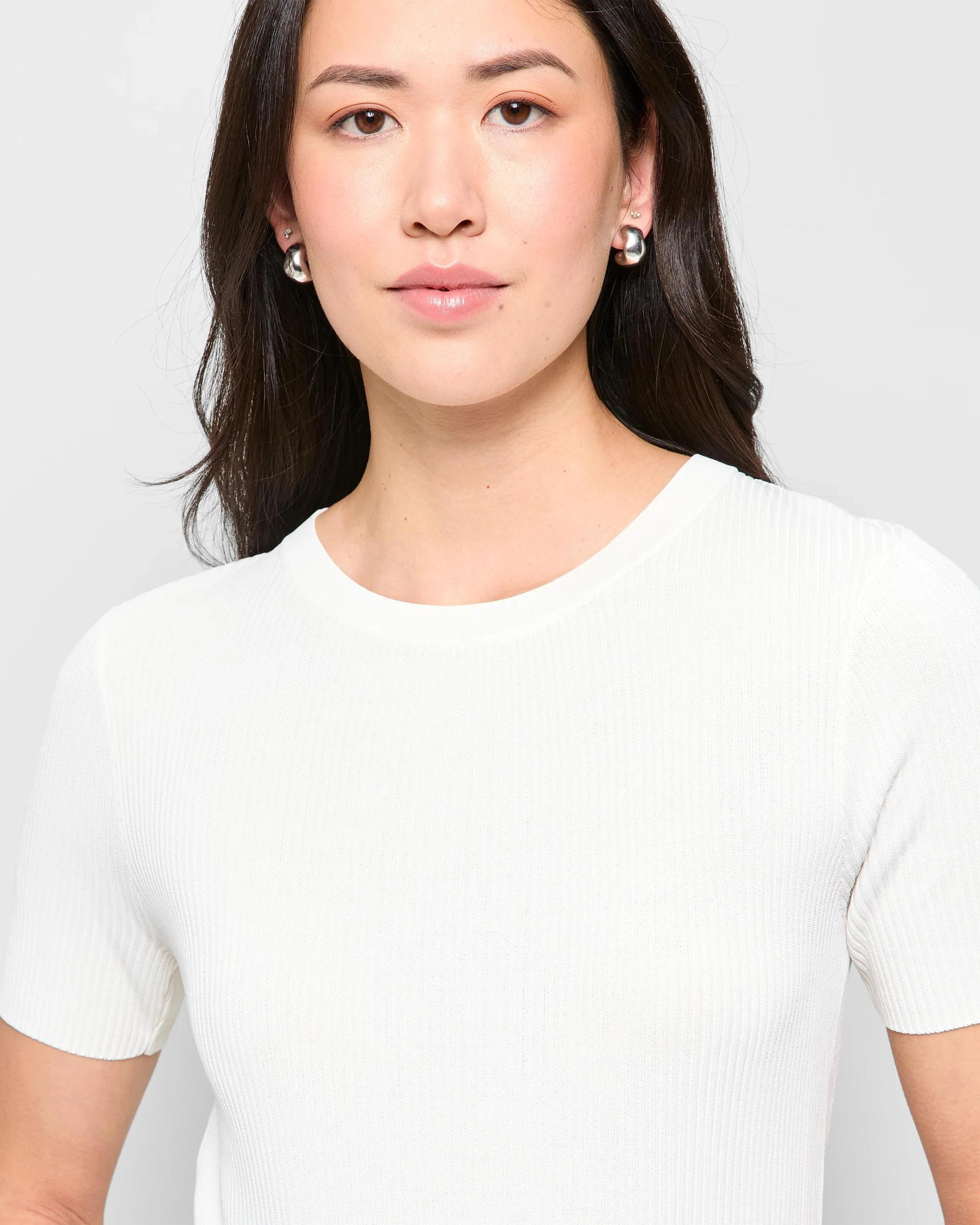 5 Ultimate Knit T-Shirt - Preview CLOUD DANCER, 5 of 5