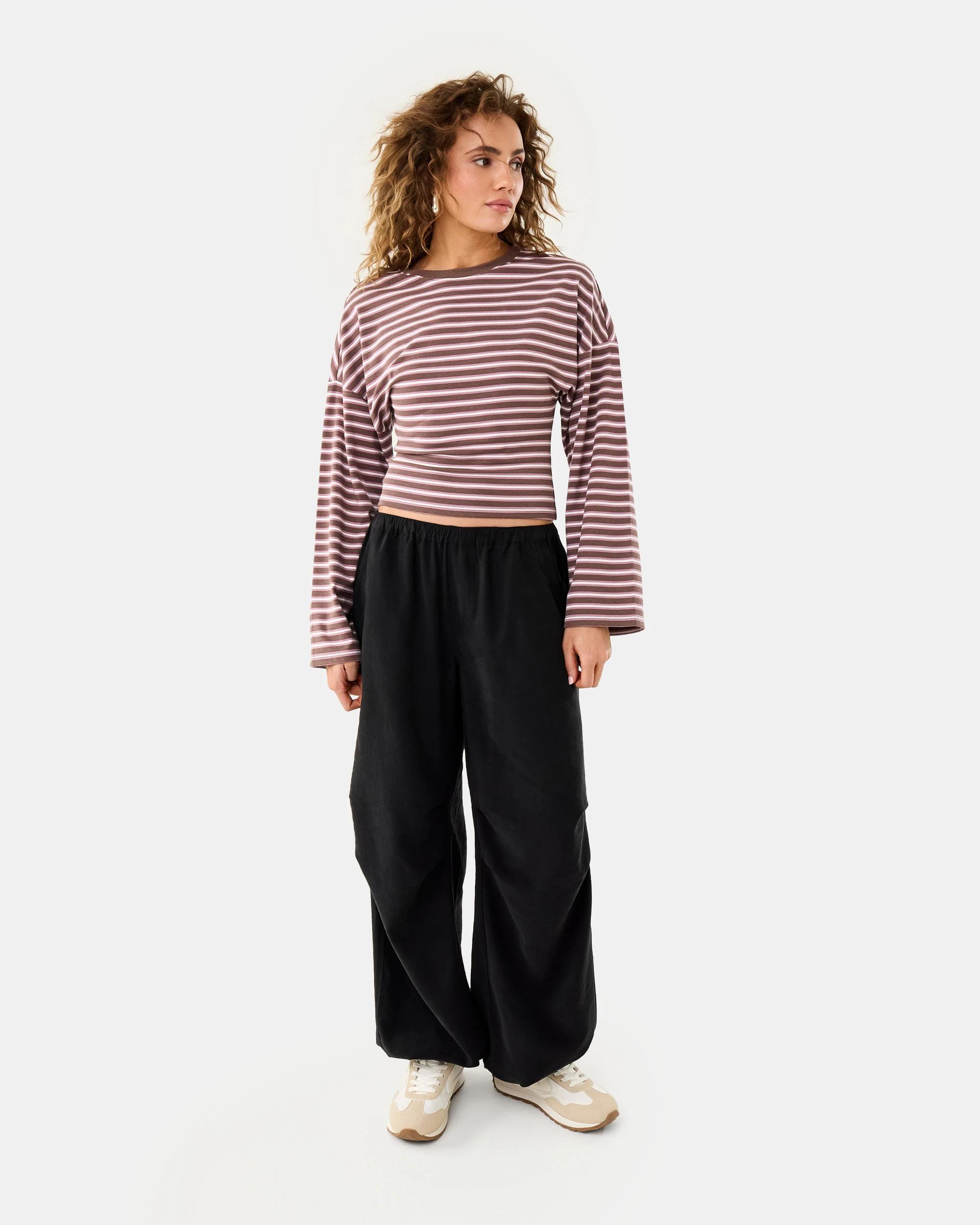 2 Long Sleeve Fitted Top Mauvorch, 2 of 9