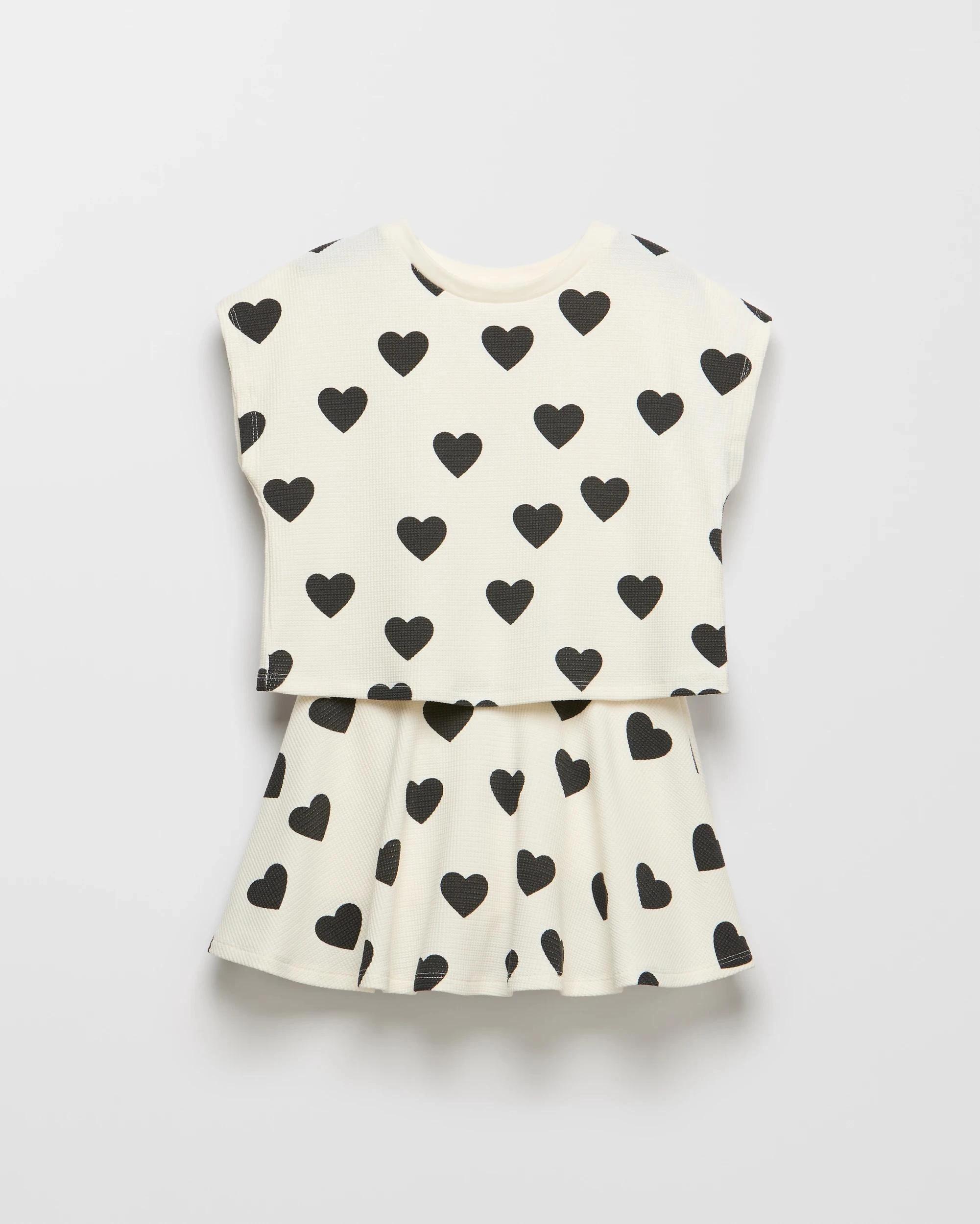 5 Target Waffle T-Shirt and Skort 2 Piece Set BLACK AND WHITE, 5 of 6