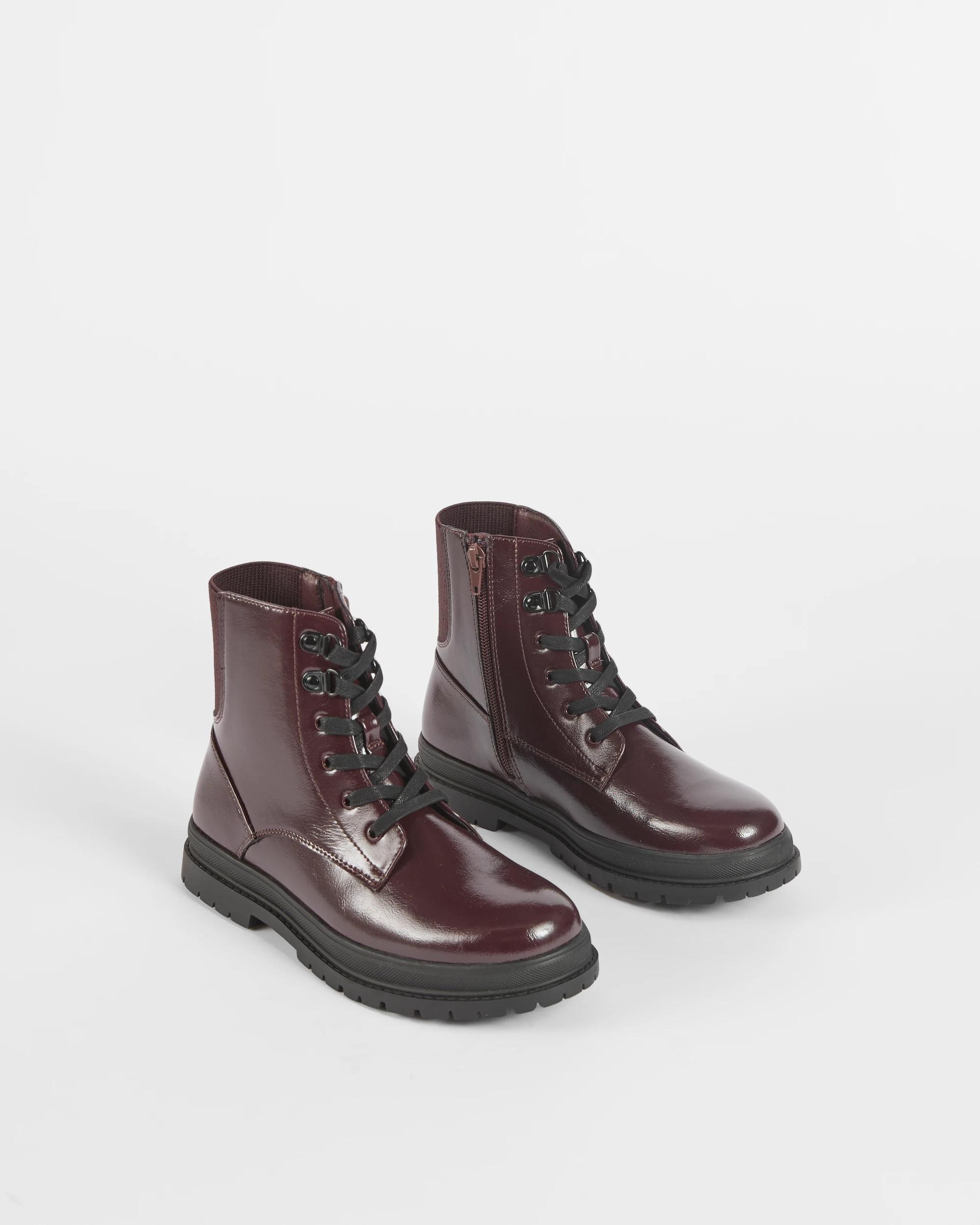 2 Target Kids Brogue Lace Up Biker Boot BURGUNDY, 2 of 3