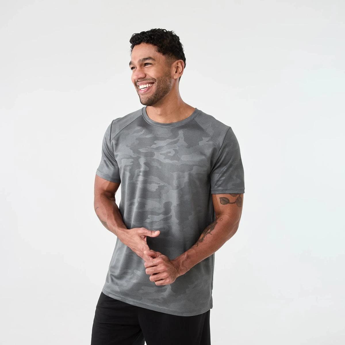 2 Active Mens Printed T-shirt EMBOSSED CAMO QUIET SHADE, 2 of 6