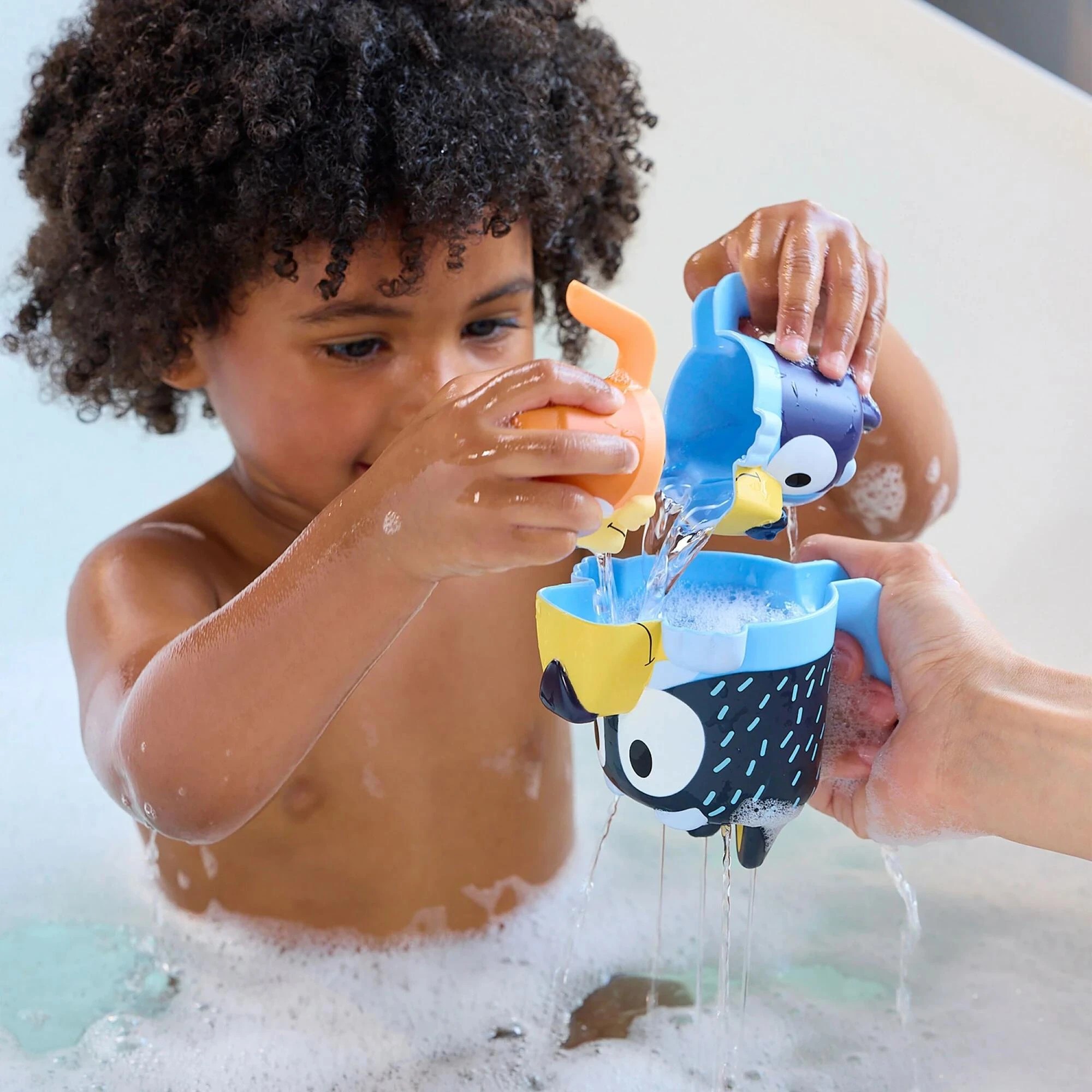 5 Bluey Family Stack & Pour Bath Toy - Multi, 5 of 9