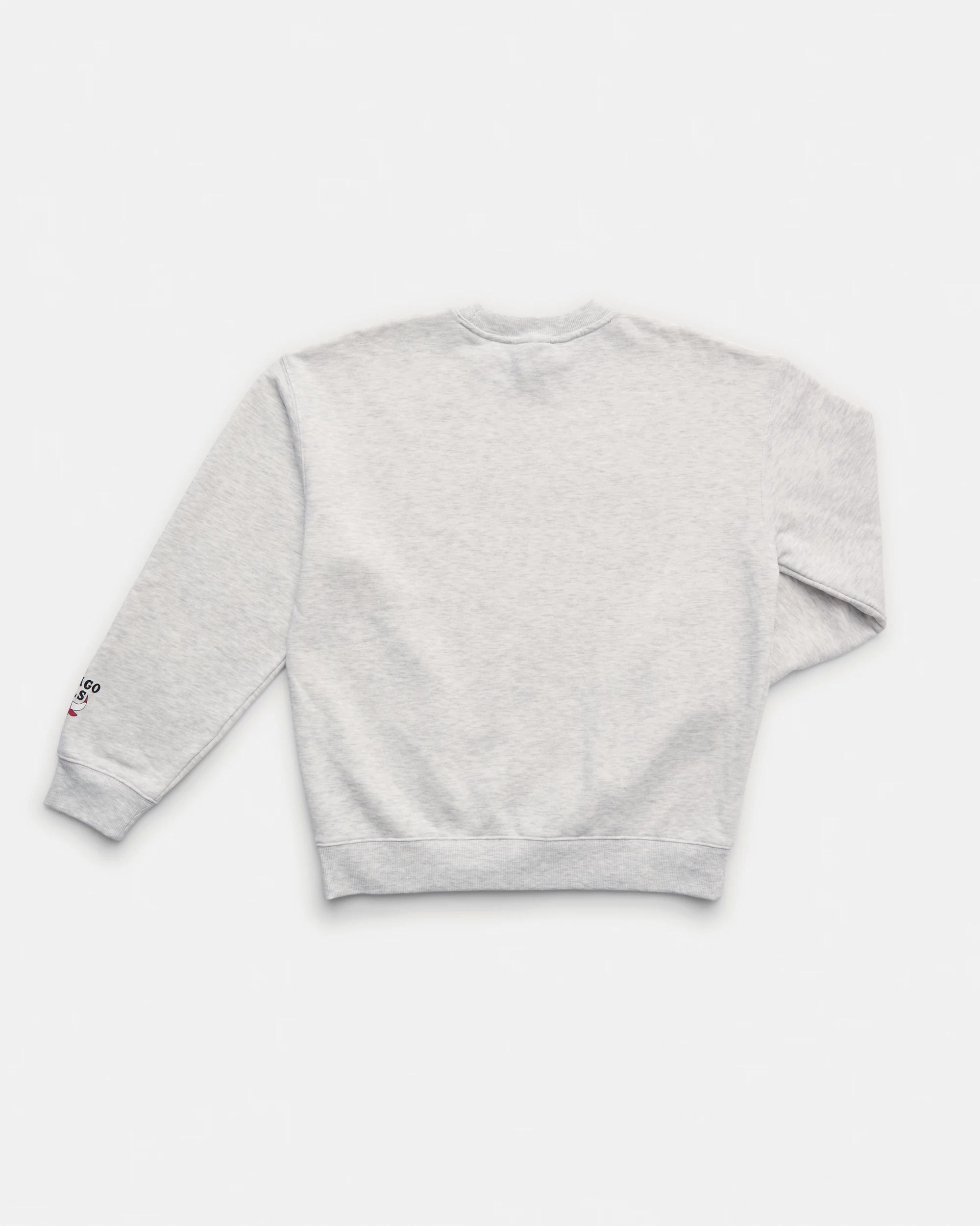 2 Official NBA Adult Lounge Crew Pullover WHITE MARLE BULLS, 2 of 3