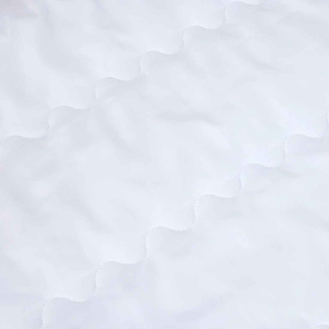 3 Cot Quilt - White, 3 of 4