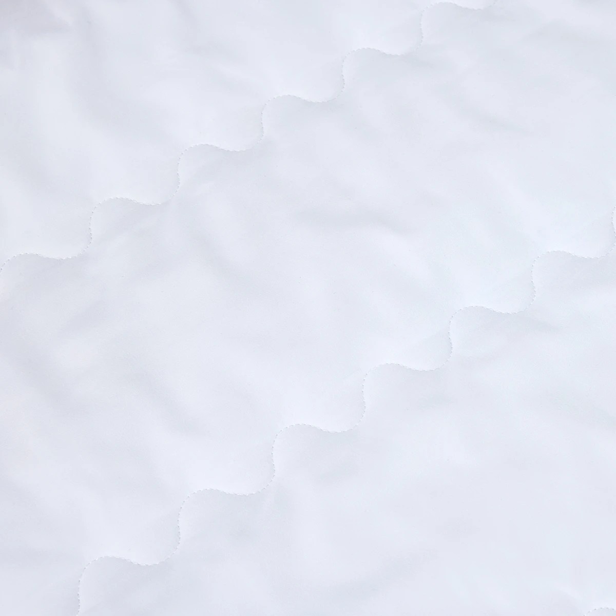 3 Cot Quilt - White, 3 of 4