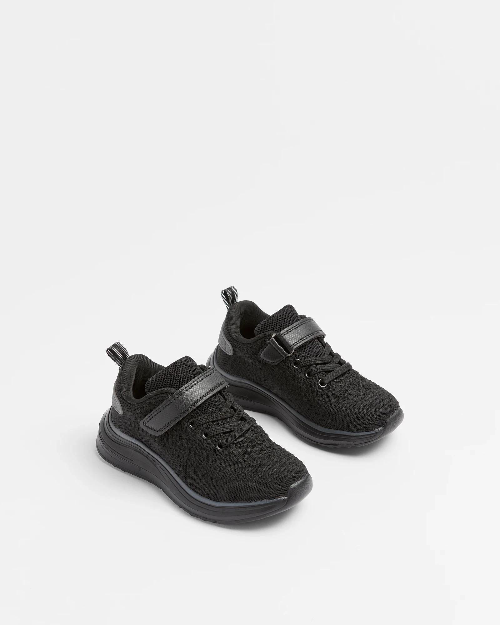 2 Target Kids Boys Junior Self-Fastening Sneaker BLACK, 2 of 2