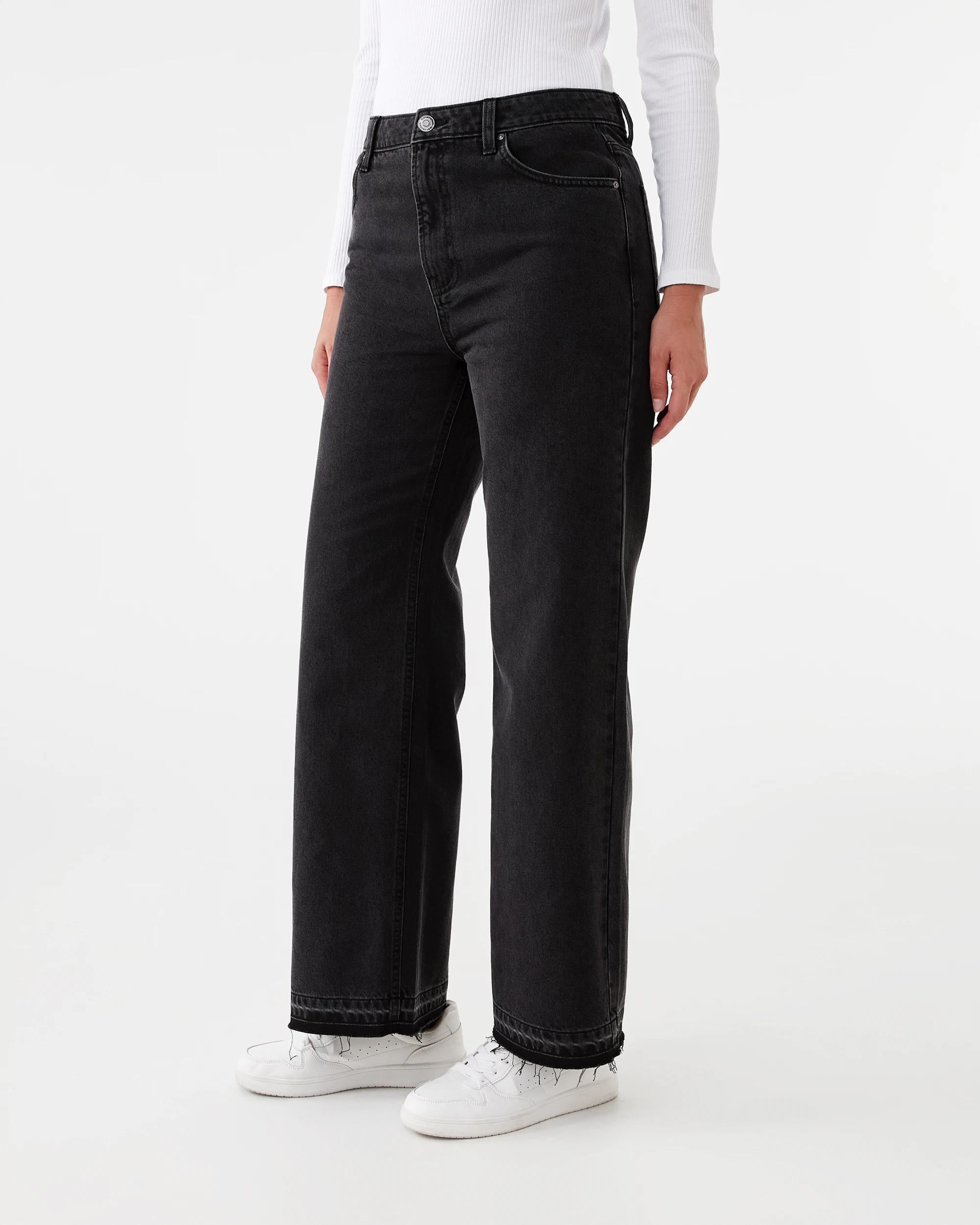 2 Straight Leg Undone Hem Jeans Black Wash, 2 of 9