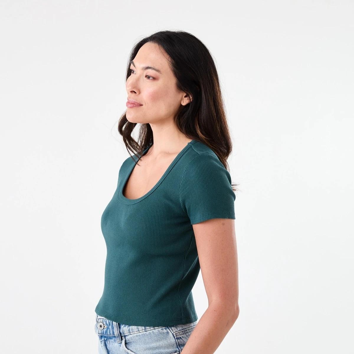2 Short Sleeve Rib Square Neck T-shirt Kason Gren, 2 of 5