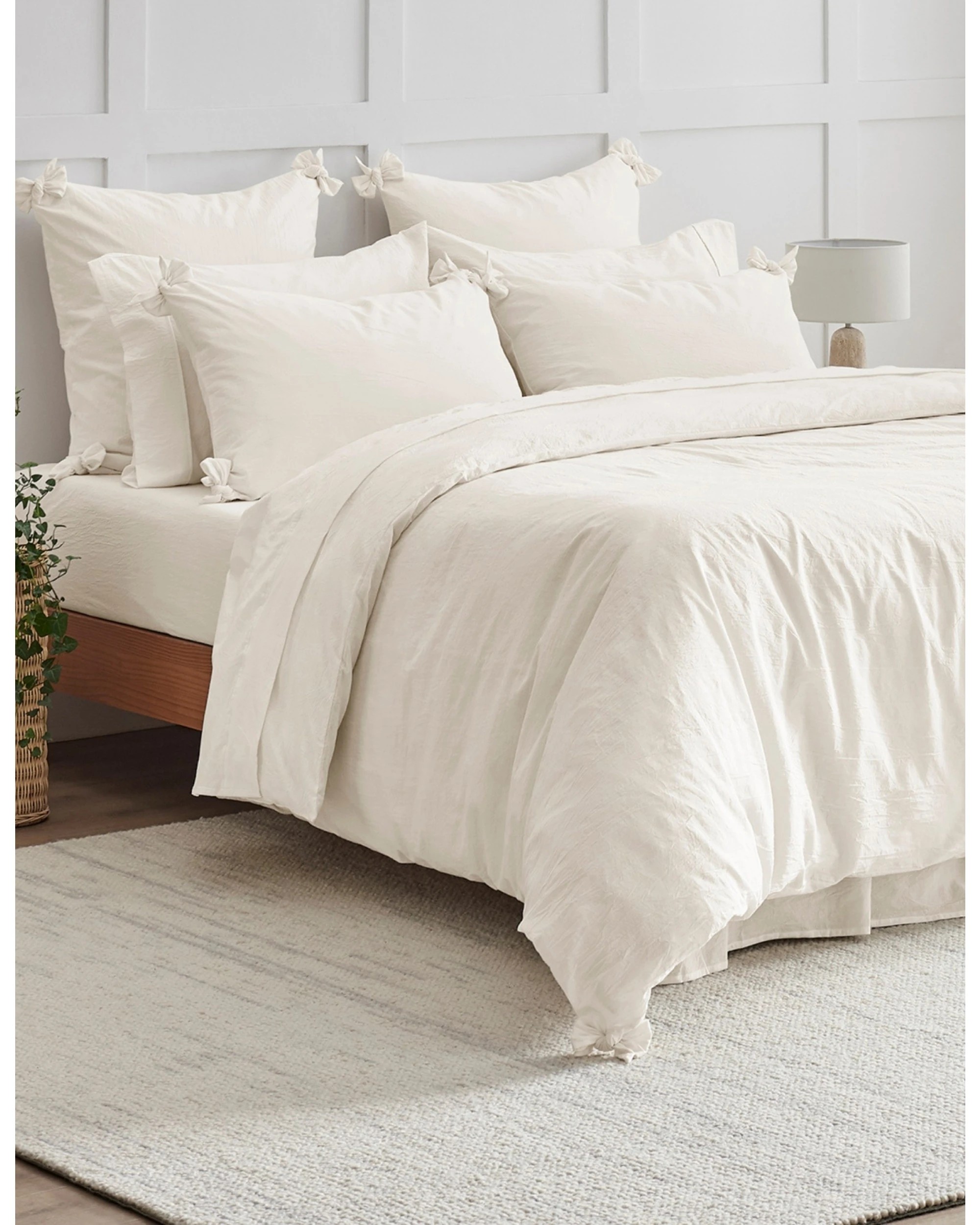 7 Dreamaker Bonnie Washed Cotton Quilt Cover Set with Bows - Queen Bed - White, 7 of 9