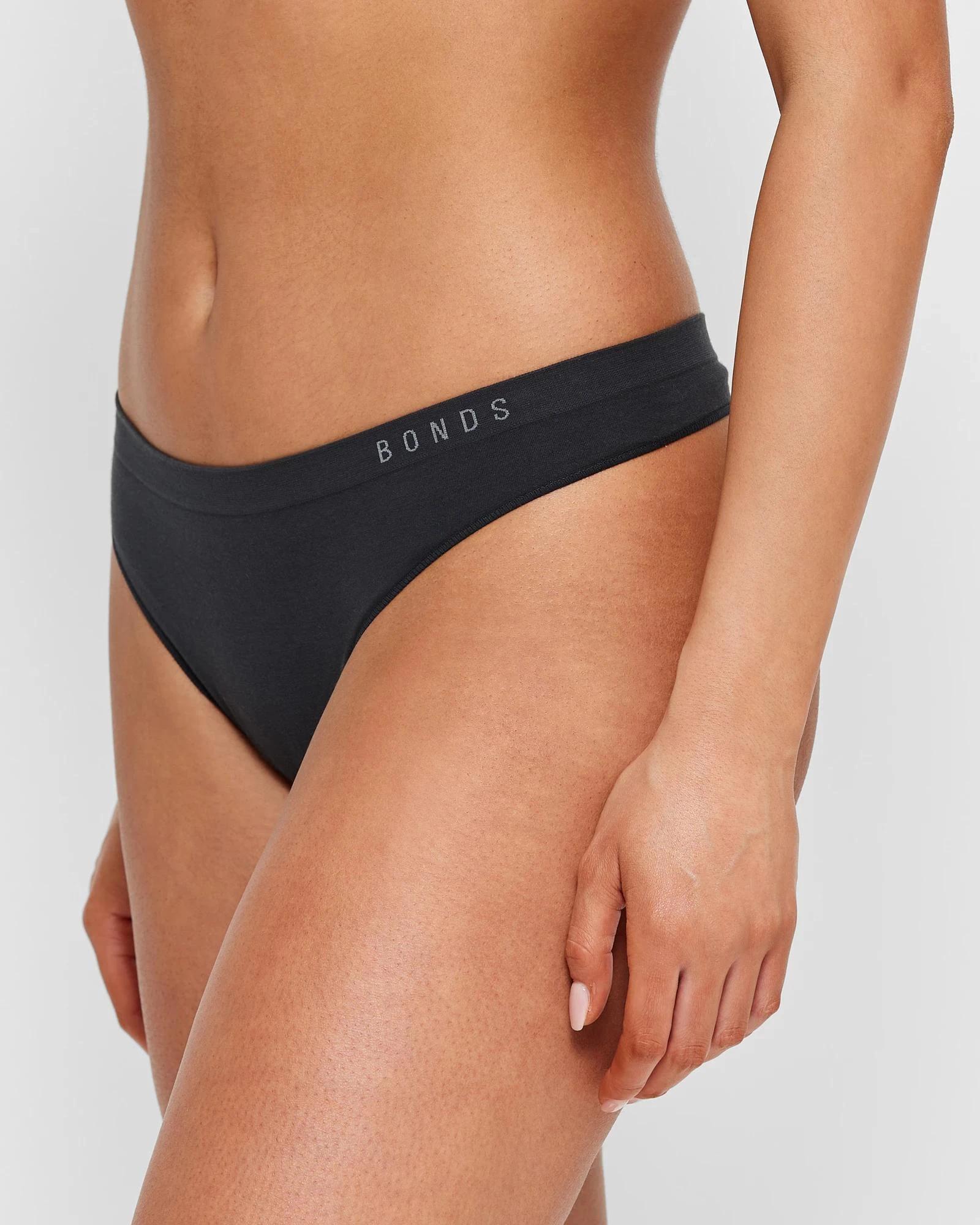 3 Bonds 2 Pack Seamless G-String Briefs BLACK, 3 of 3