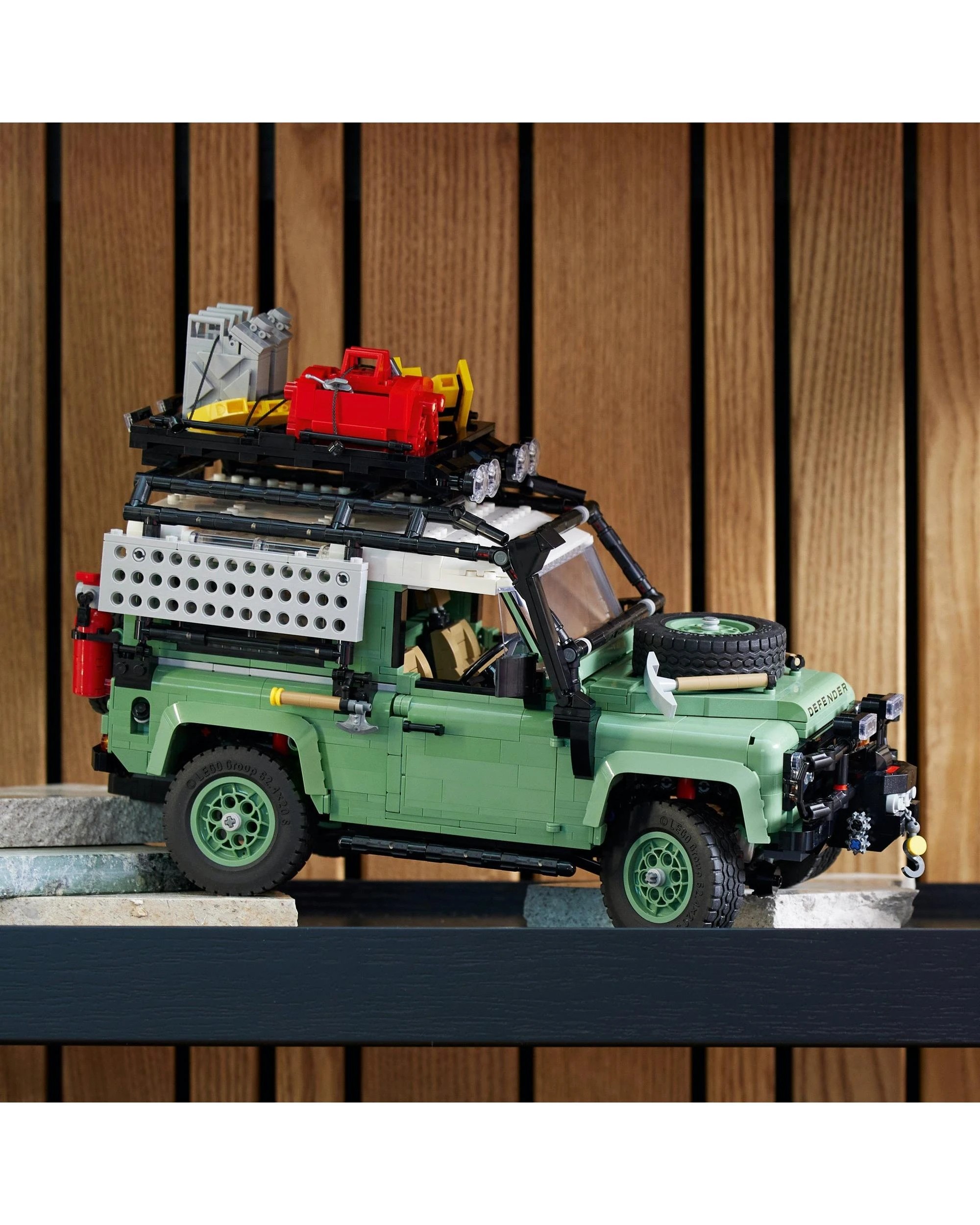 3 LEGO Icons Land Rover Classic Defender 90 - 10317, 3 of 10