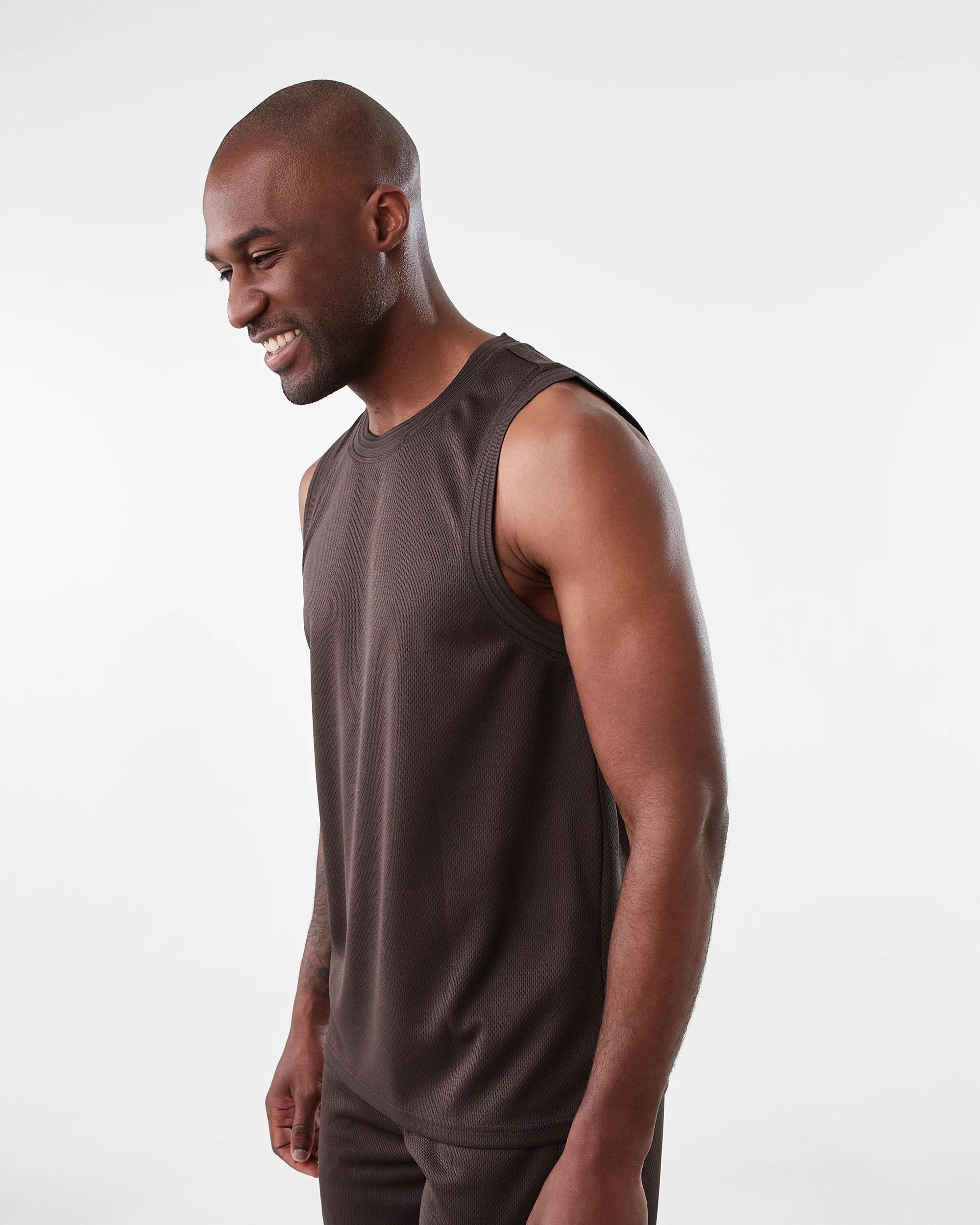 2 Active Mens Relaxed Basketball Tank Brn Maogny, 2 of 6