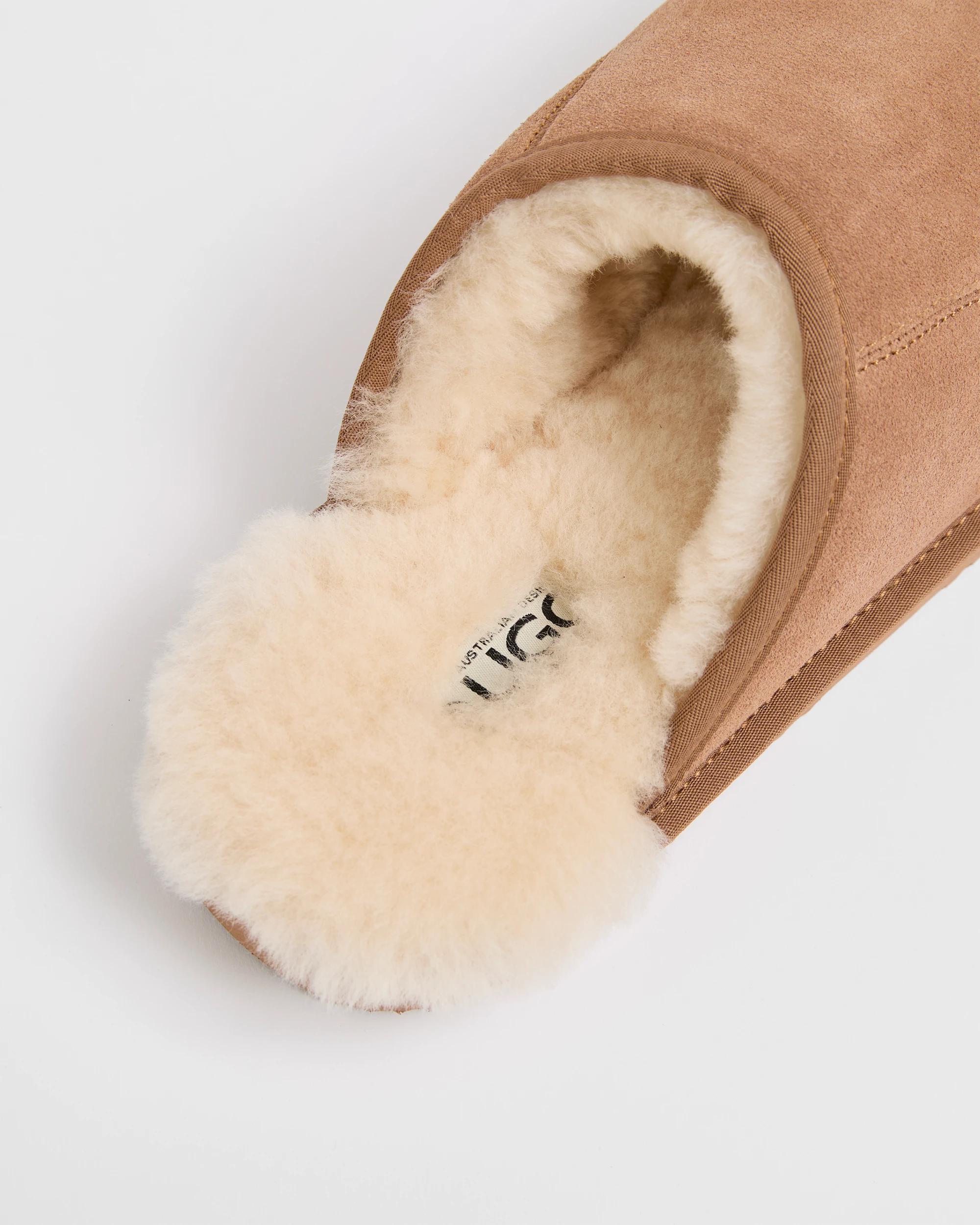 3 AUSTRALIAN DESIGN UGG Australian Design Sheepskin and Leather Slipper Scuff CHESTNUT, 3 of 3