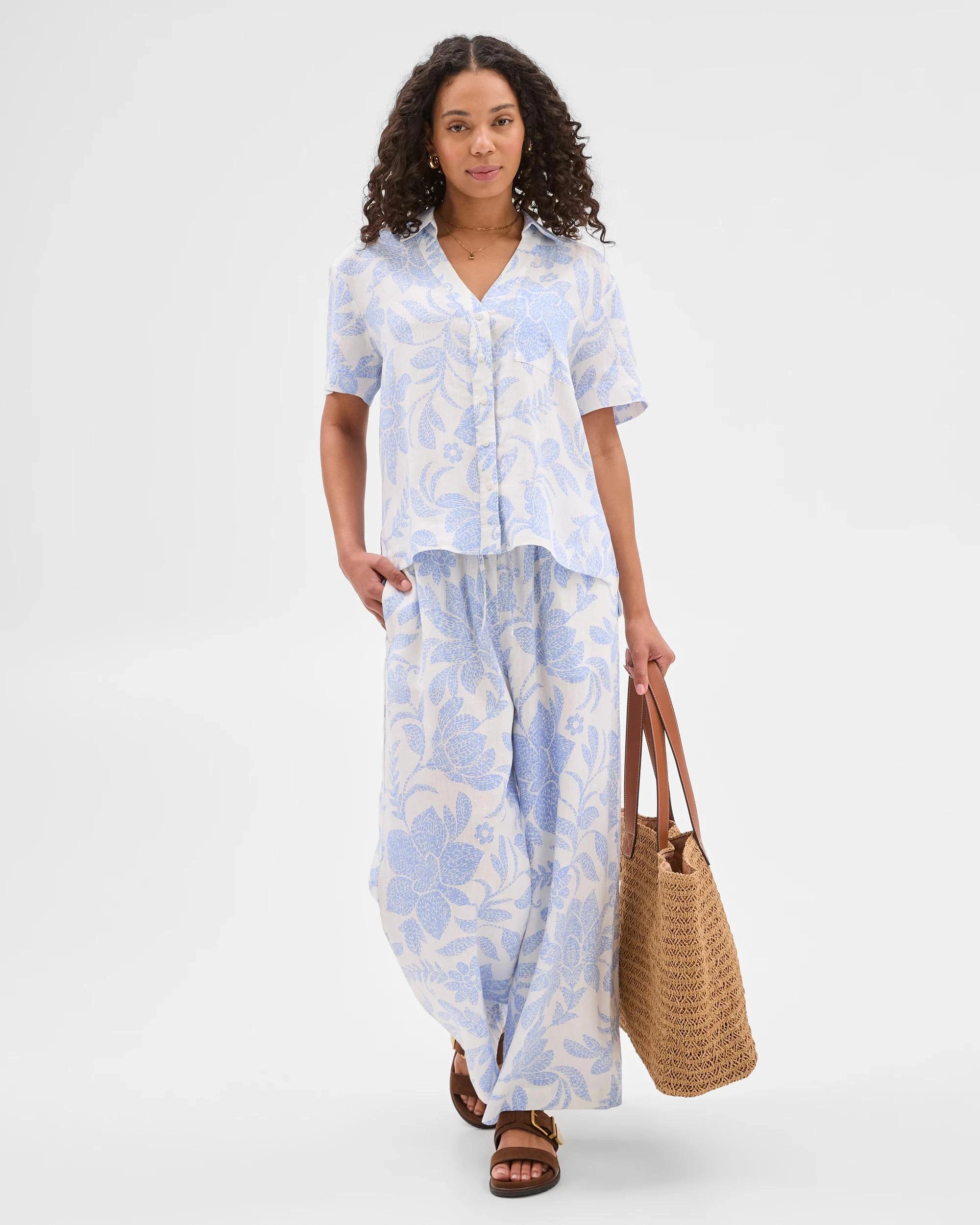 2 Target Woman European Linen Shirt BLUE/WHITE PRINT, 2 of 6