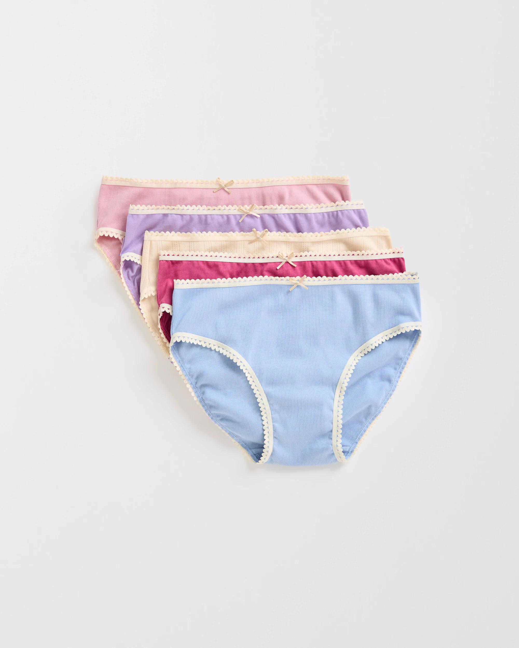 1 Maxx Australian Cotton 5 Pack Older Girls Pointelle/Rib Briefs SOLID, 1 of 2