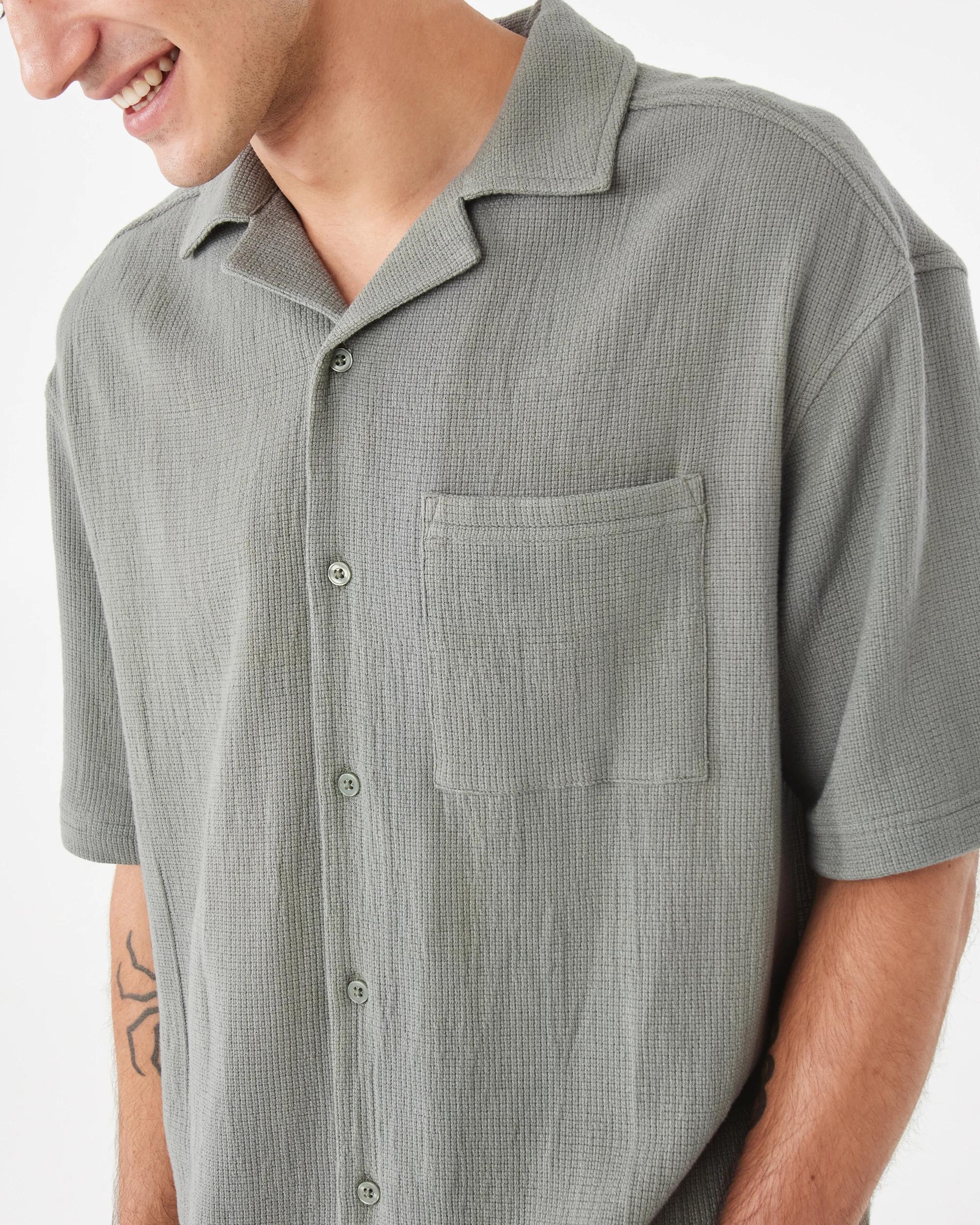 7 Short Sleeve Boxy Shirt Grn Moss, 7 of 8